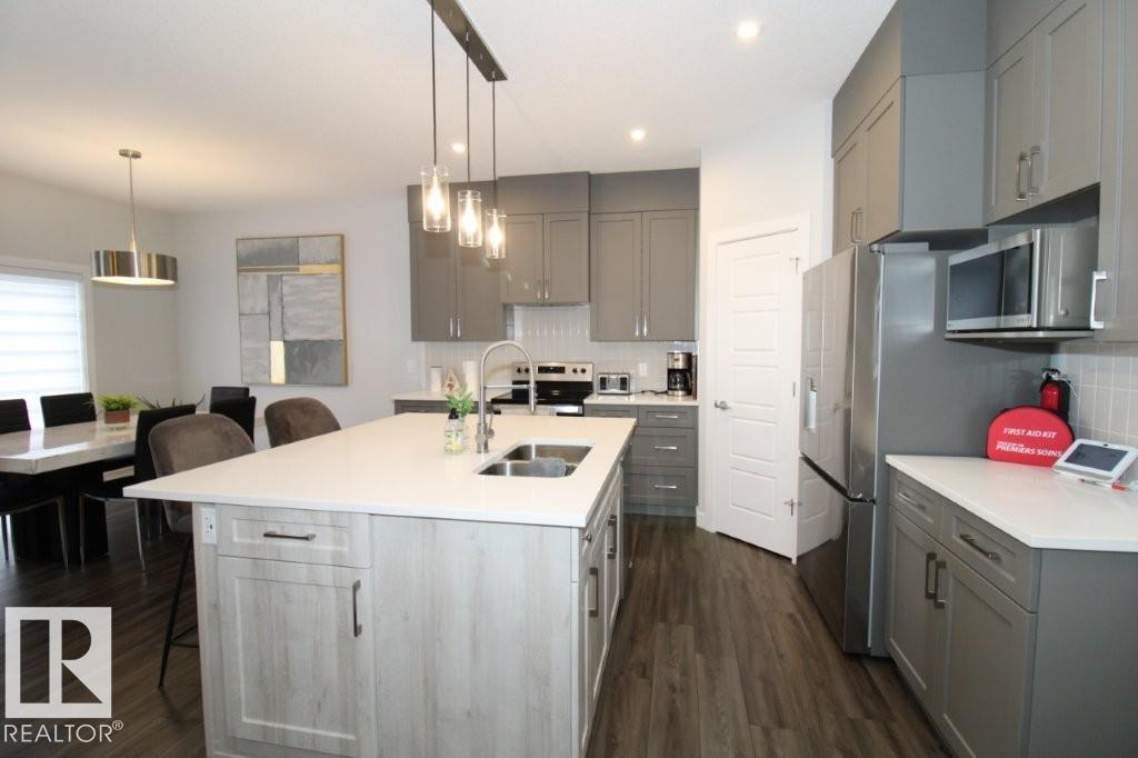 Photo 7 at 22140 81 Avenue NW, Rosenthal, Edmonton