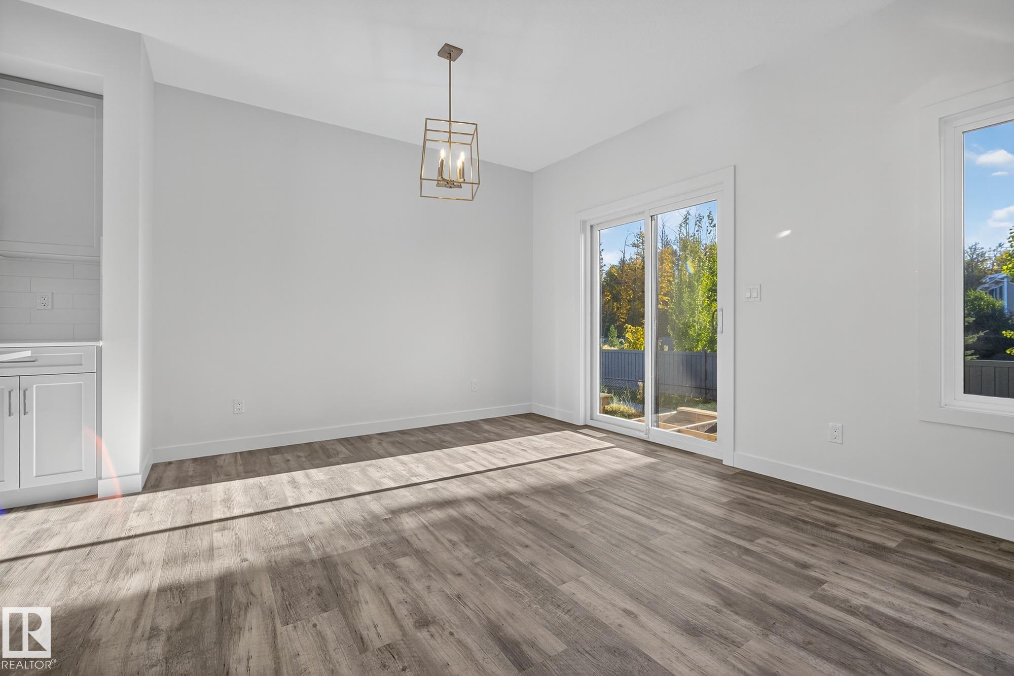 Photo 12 at 5 - 5122 213a Street NW, The Hamptons, Edmonton