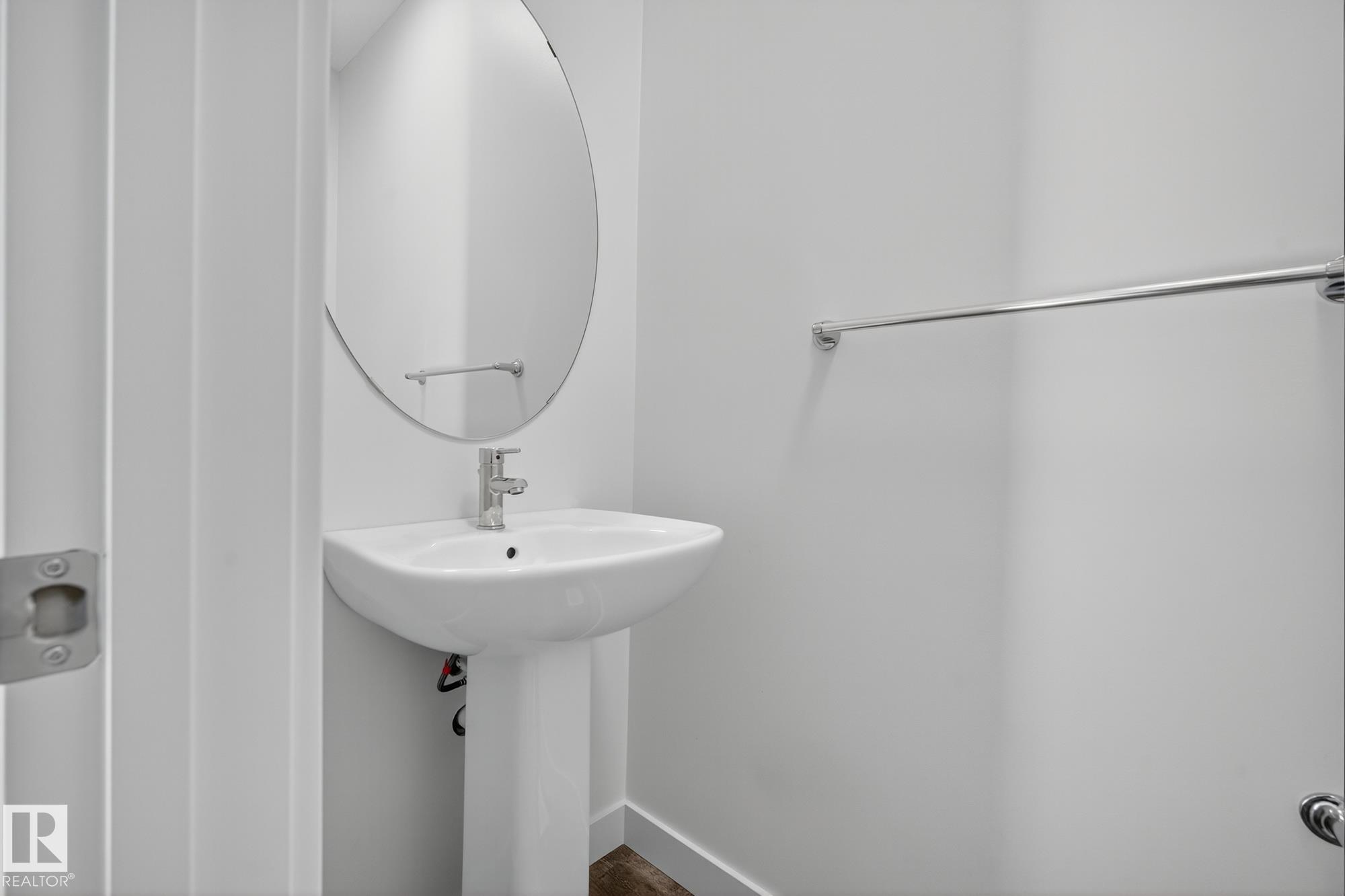 Photo 15 at 5 - 5122 213a Street NW, The Hamptons, Edmonton