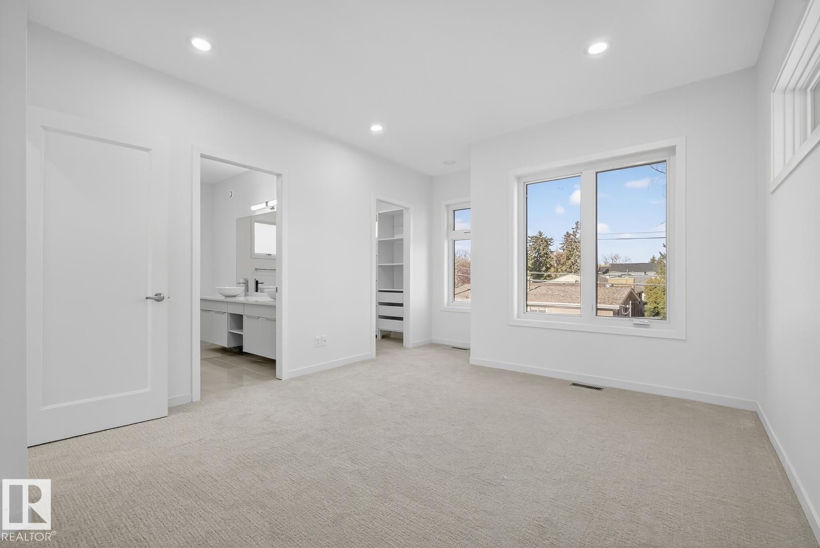 Photo 33 at 14502 103 Avenue NW, Grovenor, Edmonton