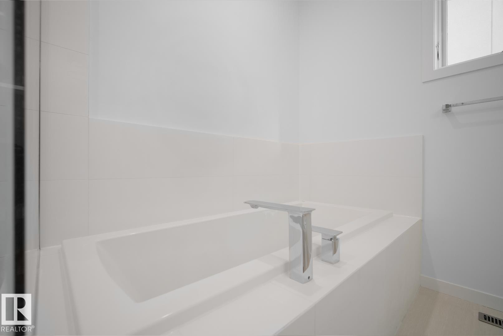 Photo 37 at 14502 103 Avenue NW, Grovenor, Edmonton