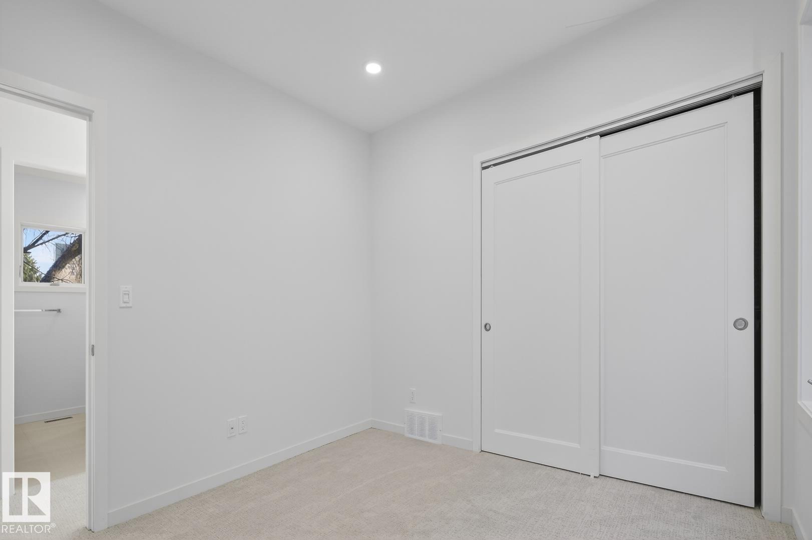 Photo 39 at 14502 103 Avenue NW, Grovenor, Edmonton