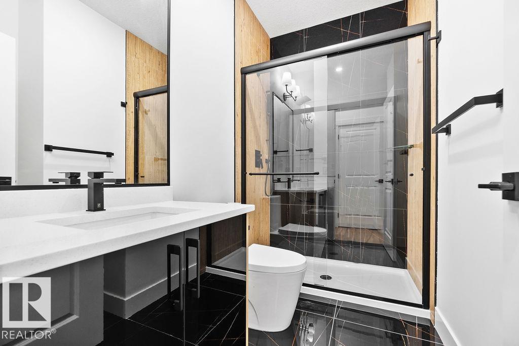 Photo 21 at 207 39 Avenue NW, Maple Crest, Edmonton