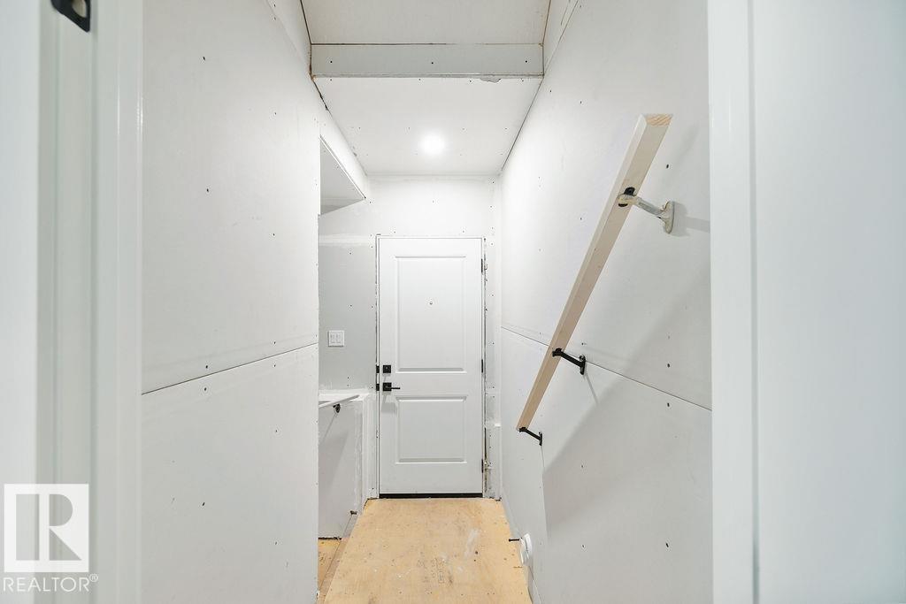 Photo 54 at 207 39 Avenue NW, Maple Crest, Edmonton