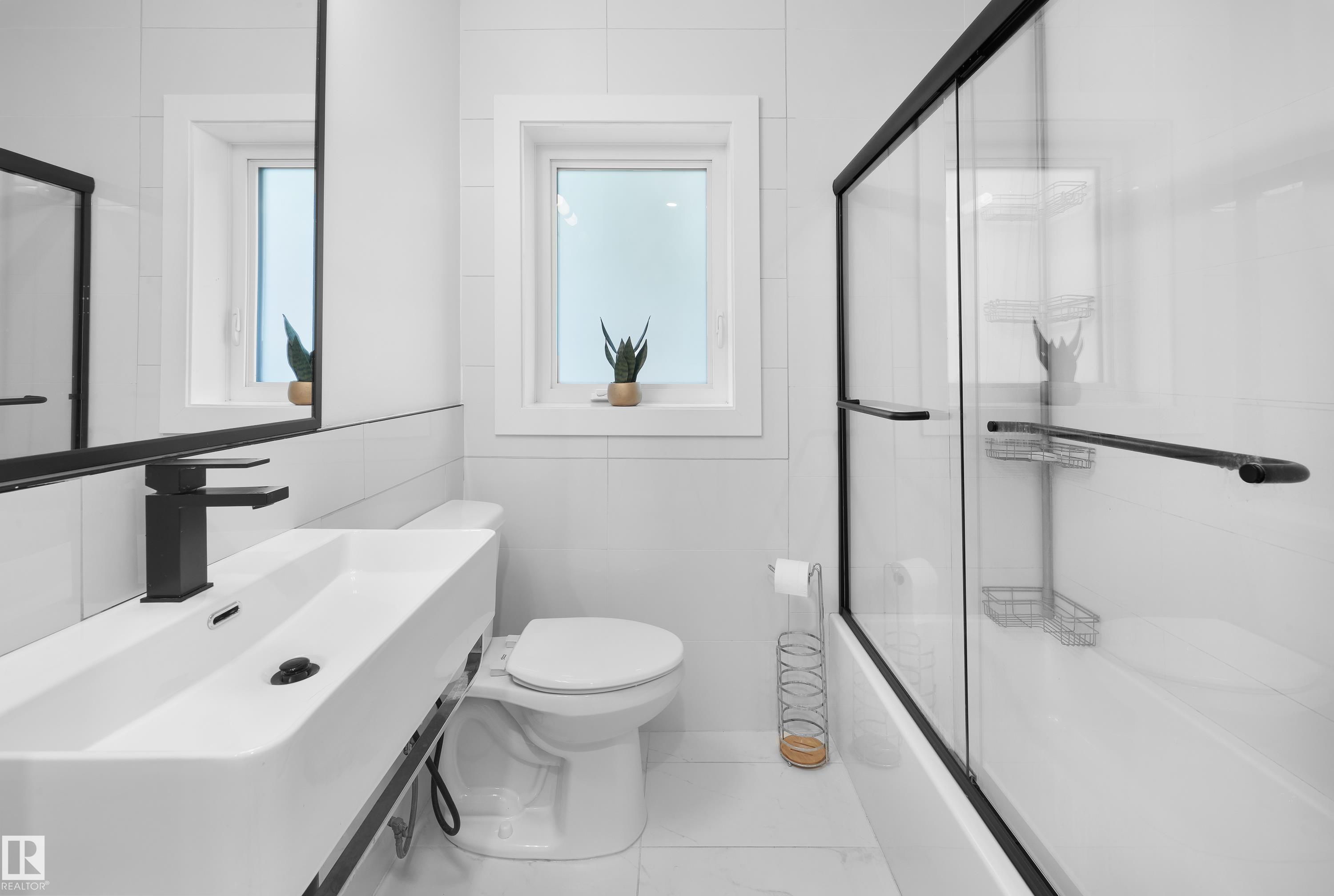 Photo 18 at 11650 72 Avenue NW, Belgravia, Edmonton