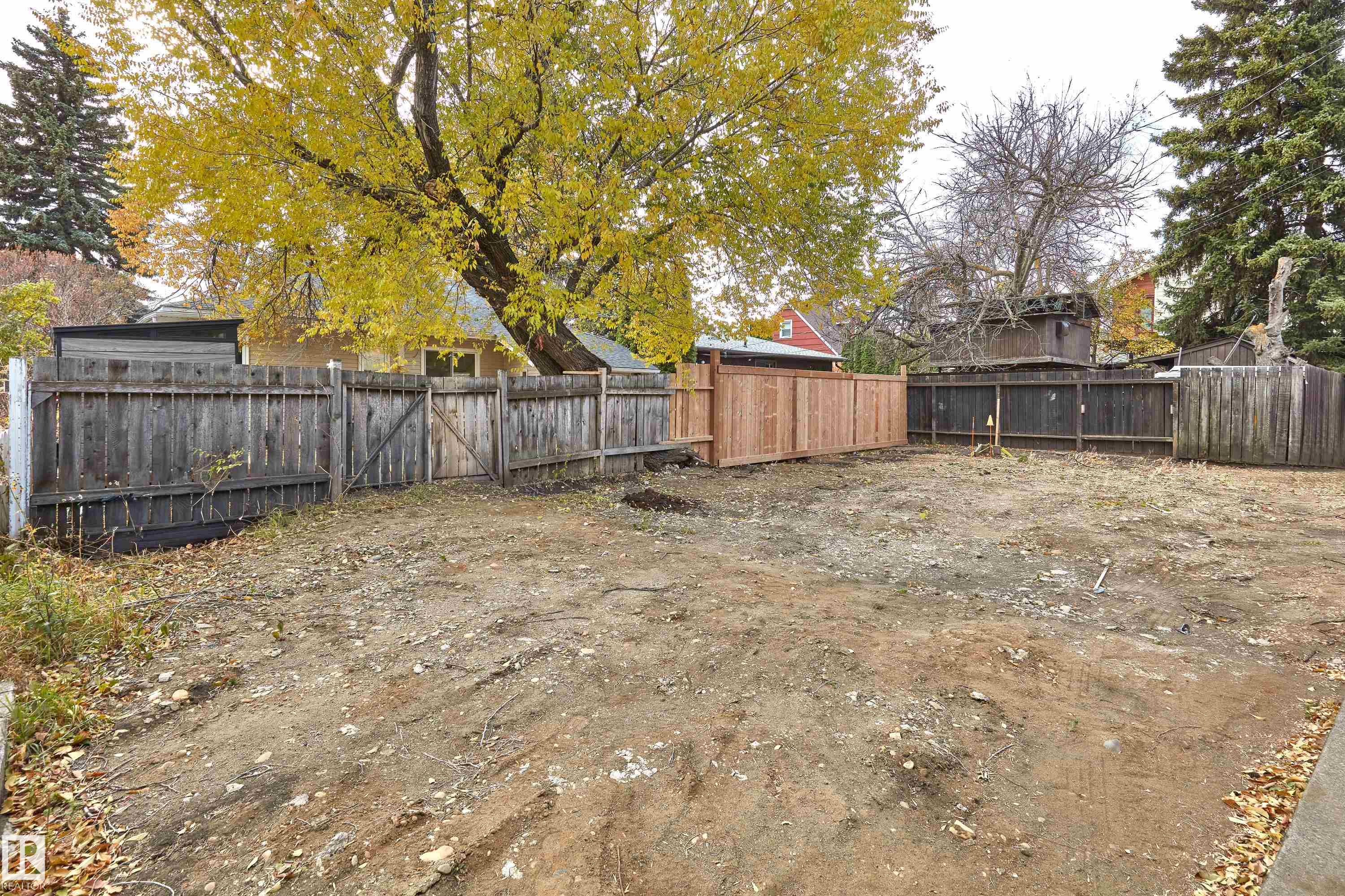 Photo 34 at 11650 72 Avenue NW, Belgravia, Edmonton