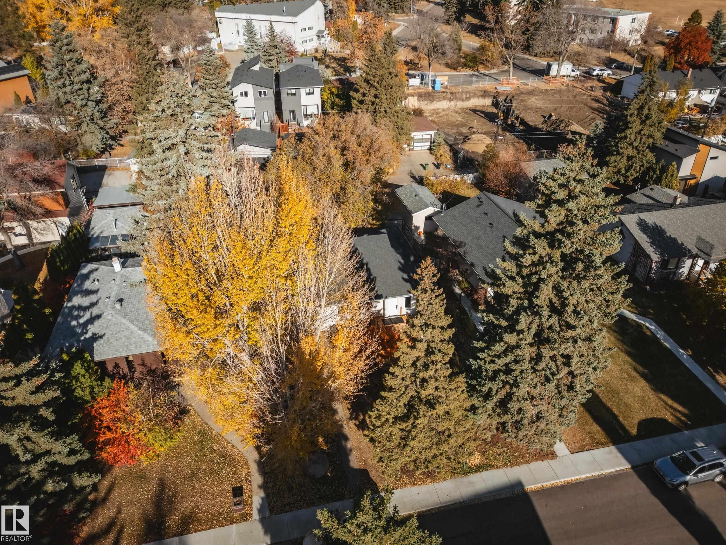 Photo 35 at 11650 72 Avenue NW, Belgravia, Edmonton