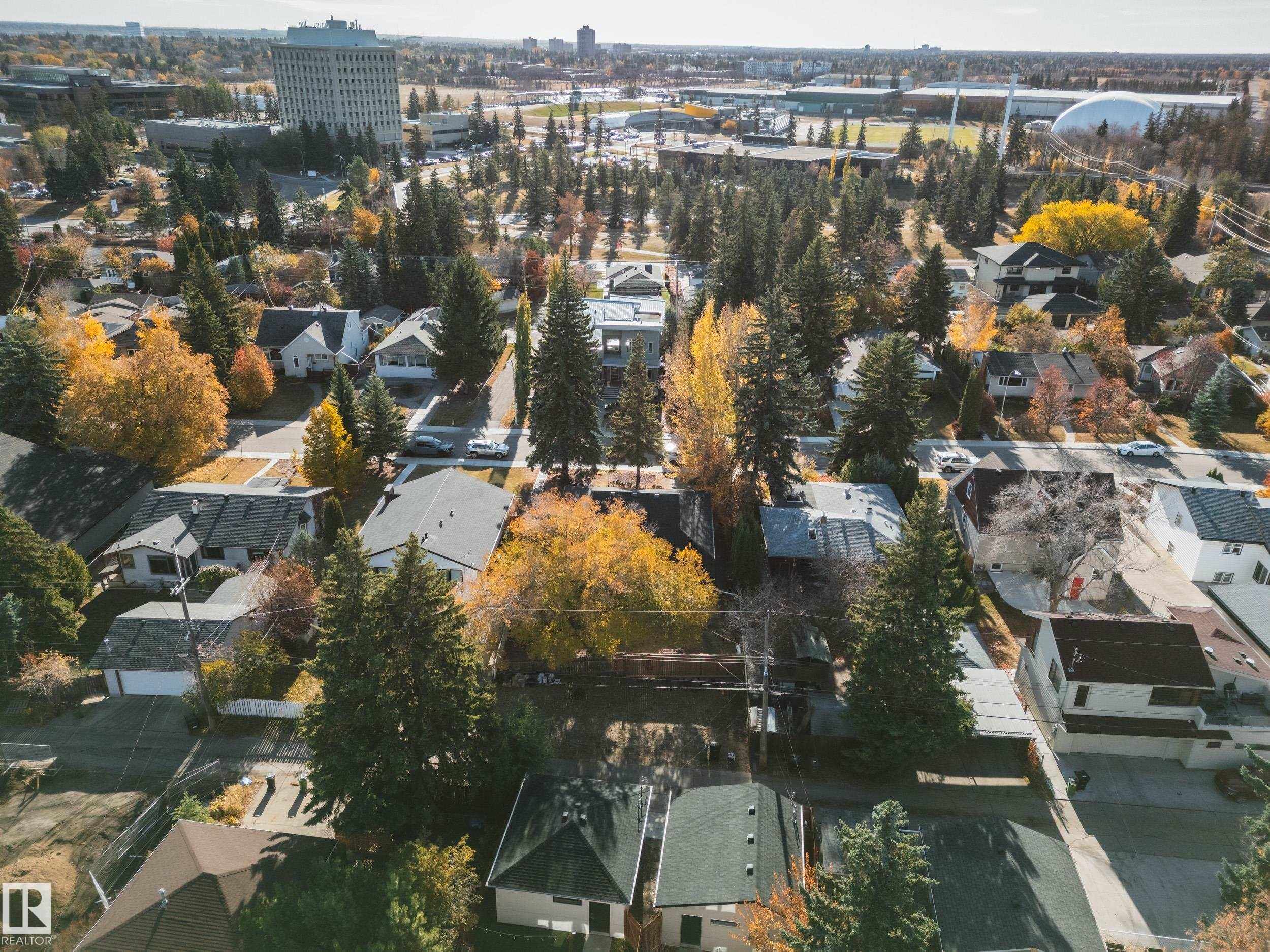 Photo 40 at 11650 72 Avenue NW, Belgravia, Edmonton