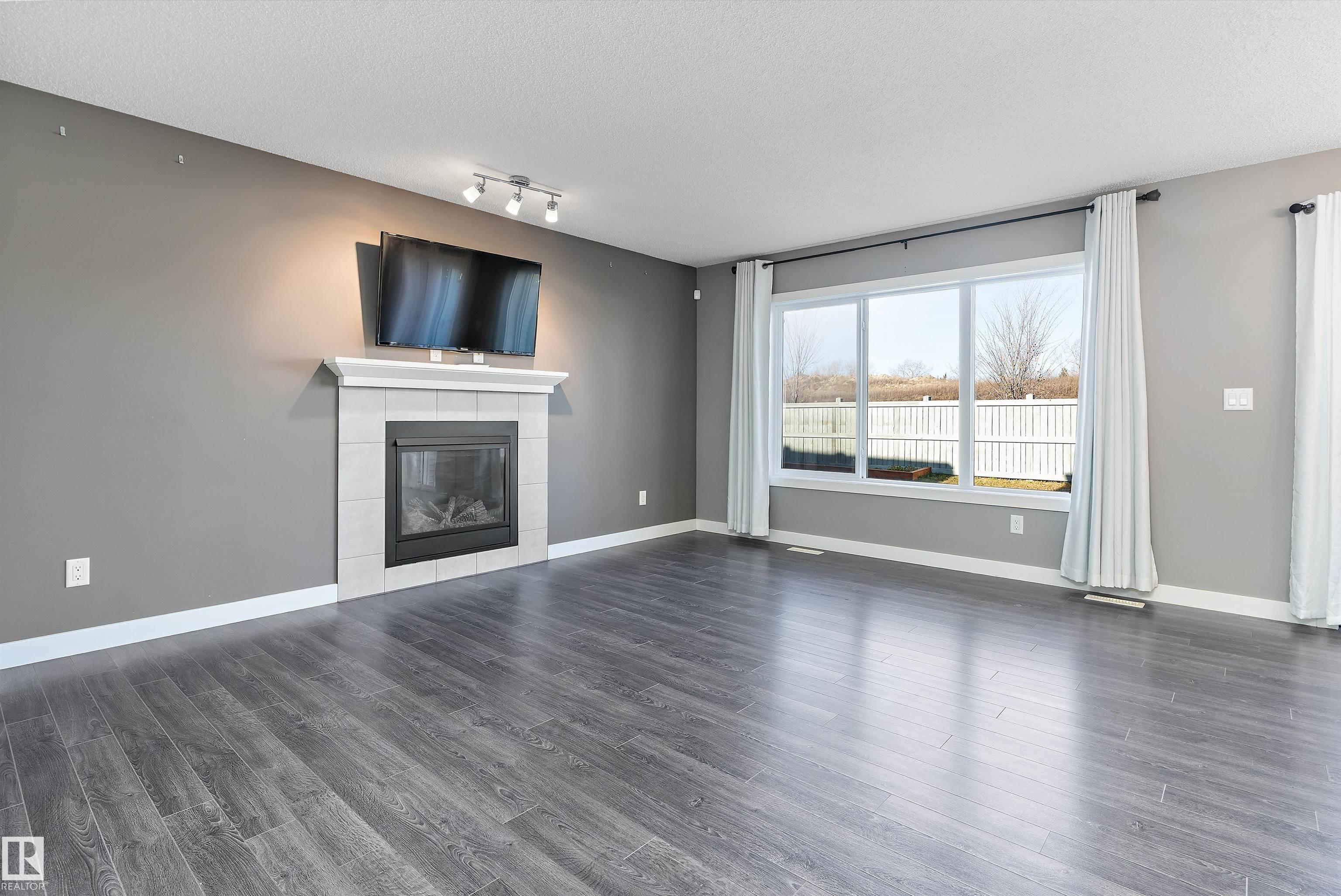 Photo 15 at 3520 49 Avenue, Forest Heights, Beaumont