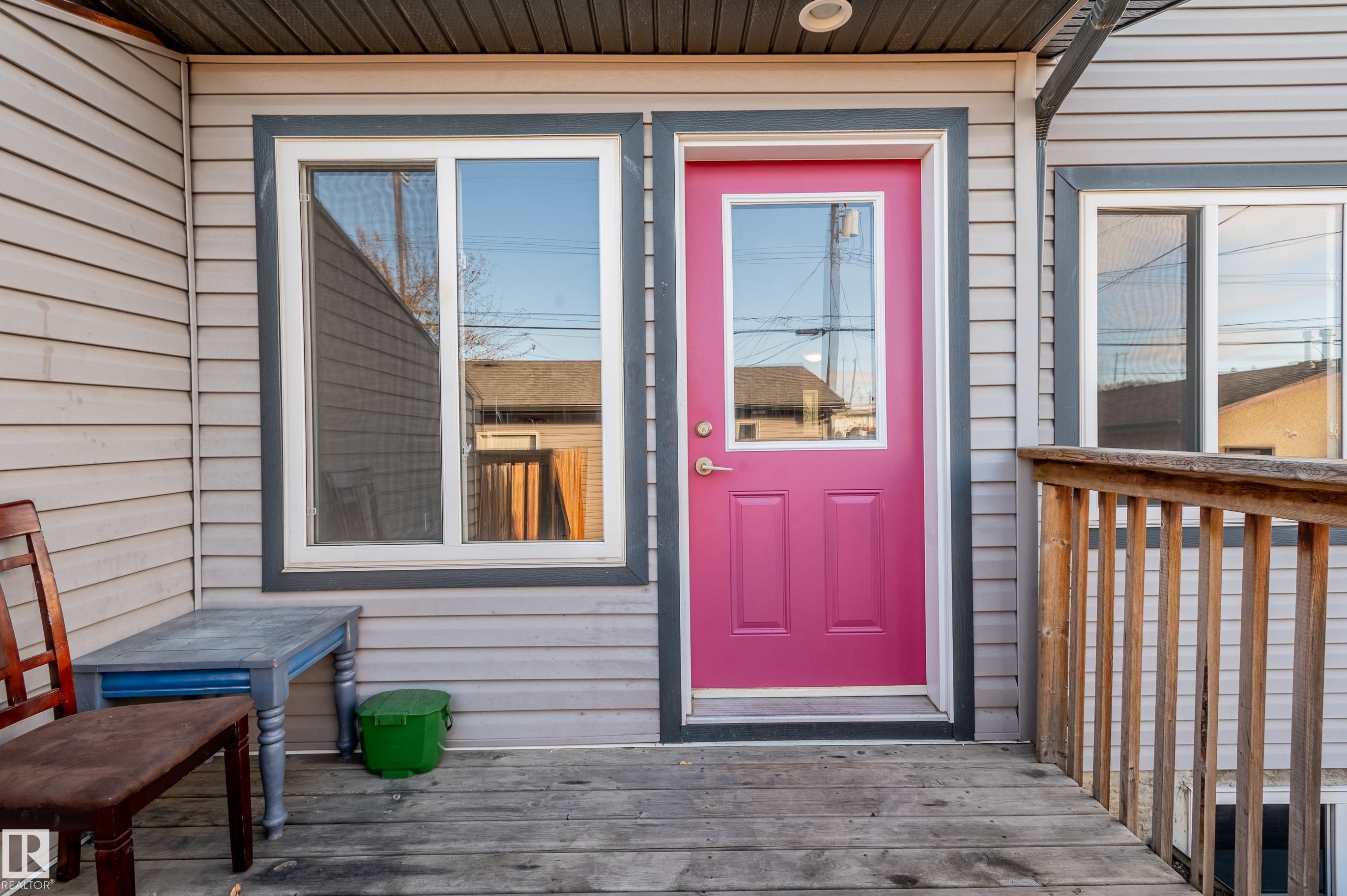 Photo 3 at 12126 65 Street NW, Montrose, Edmonton