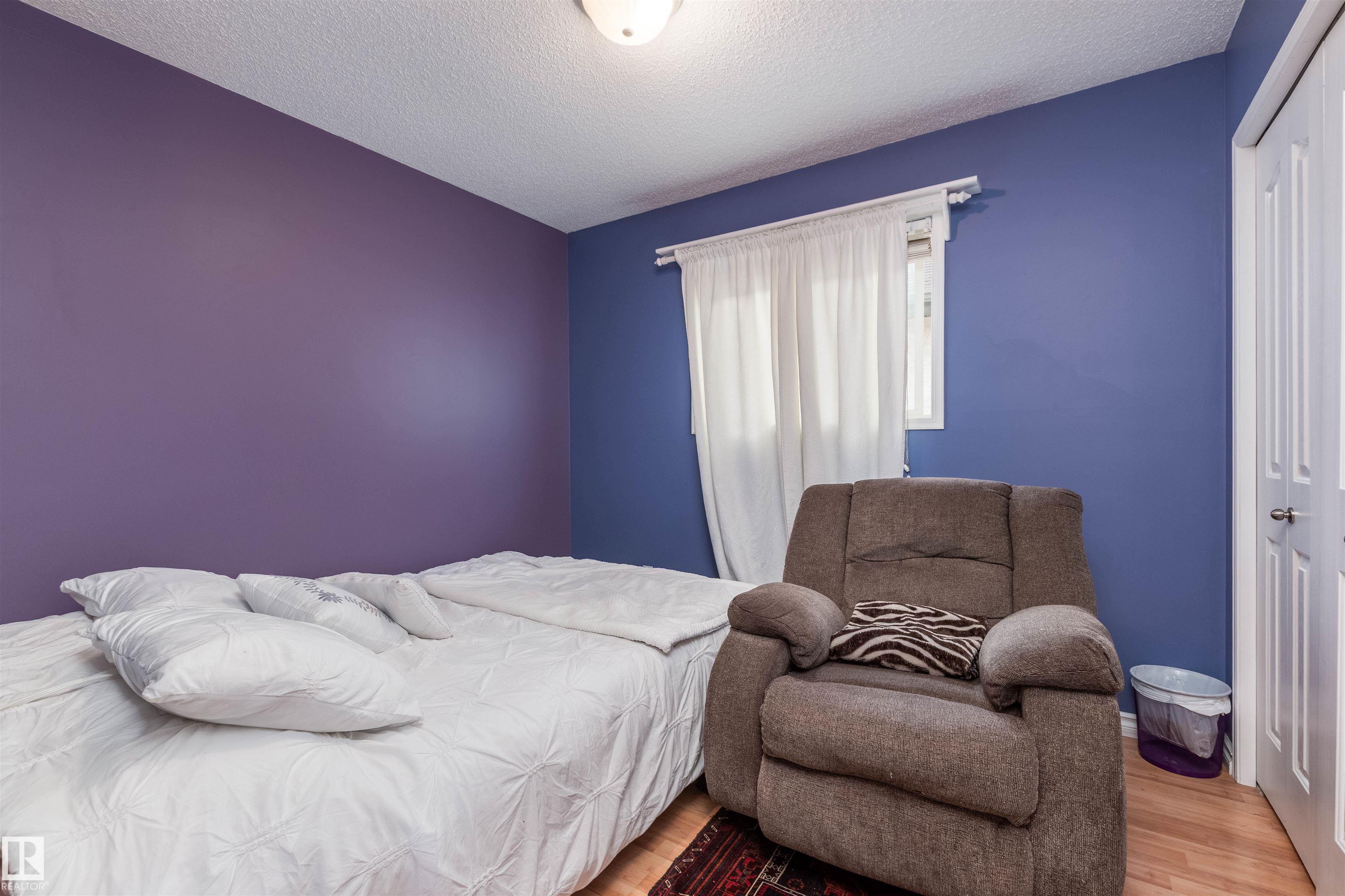 Photo 17 at 208 Rainbow Crescent, Regency Park, Sherwood Park
