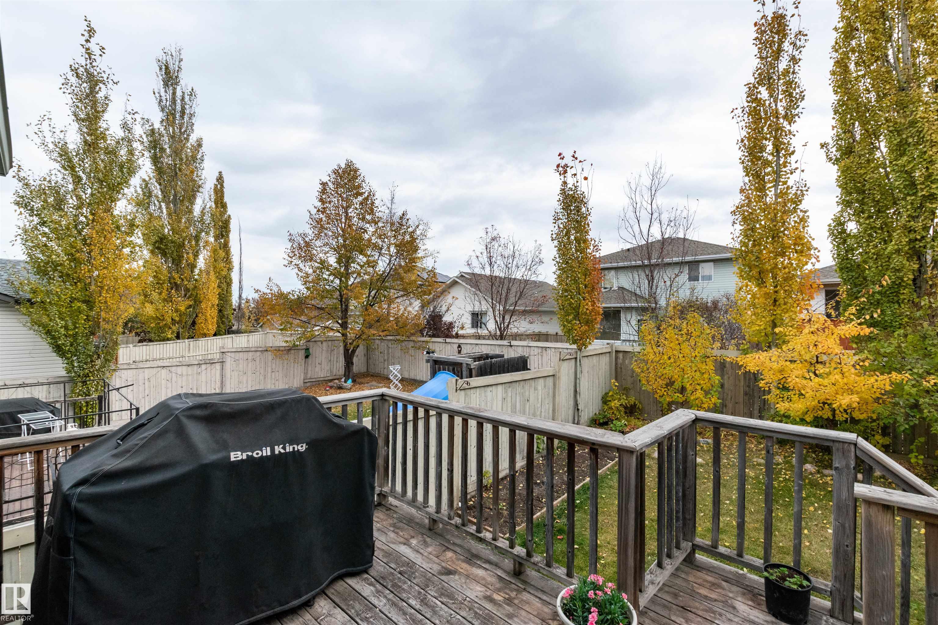 Photo 29 at 208 Rainbow Crescent, Regency Park, Sherwood Park