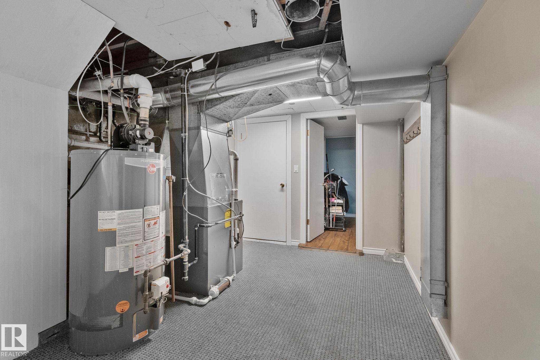 Photo 11 at 10324 50 Street NW, Fulton Place, Edmonton