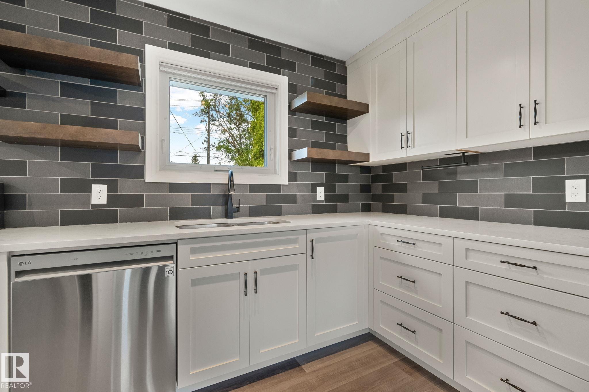 Photo 16 at 10324 50 Street NW, Fulton Place, Edmonton