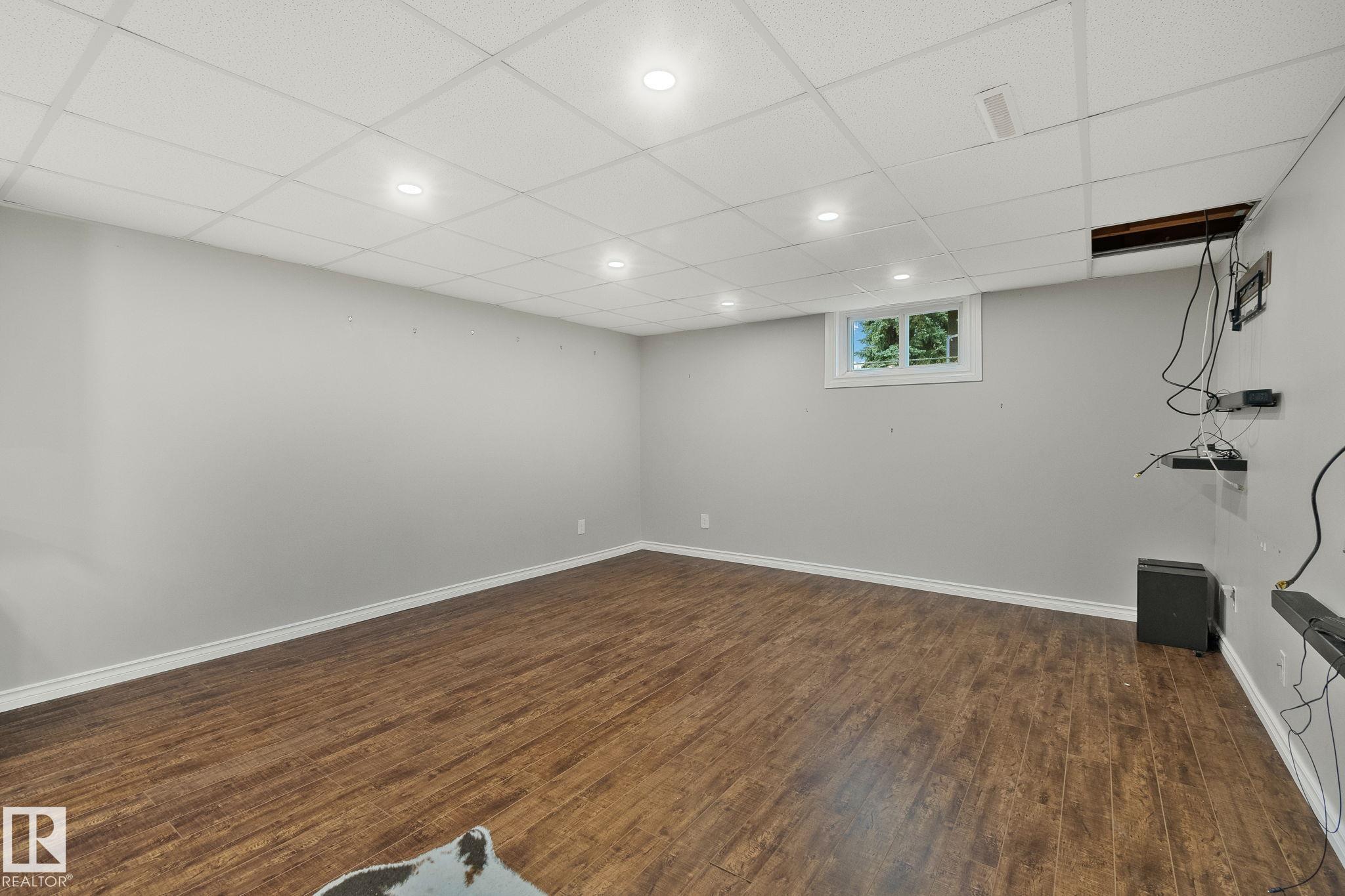 Photo 19 at 10324 50 Street NW, Fulton Place, Edmonton