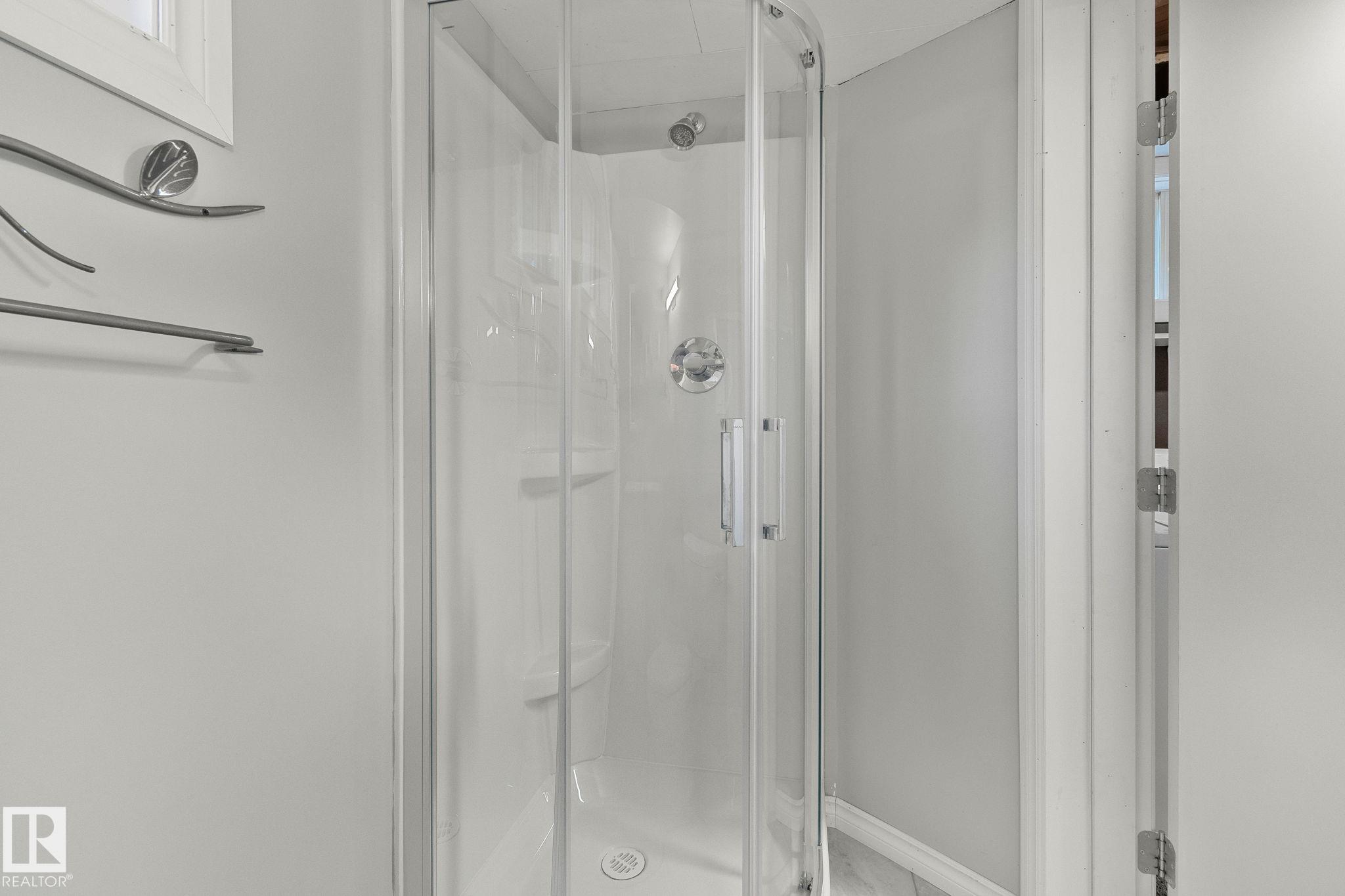 Photo 9 at 10324 50 Street NW, Fulton Place, Edmonton