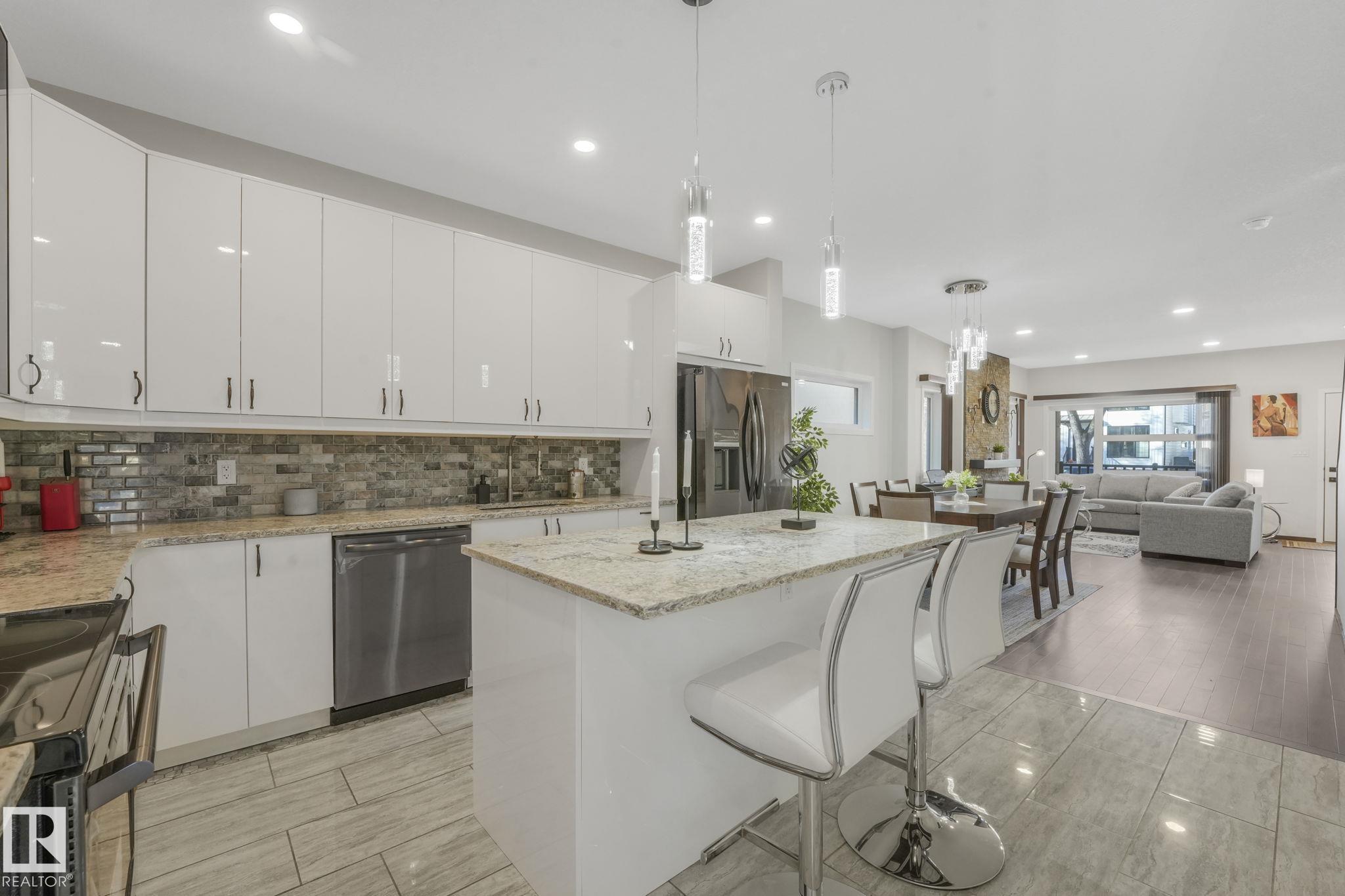 Photo 16 at 11625 126 Street NW, Inglewood, Edmonton