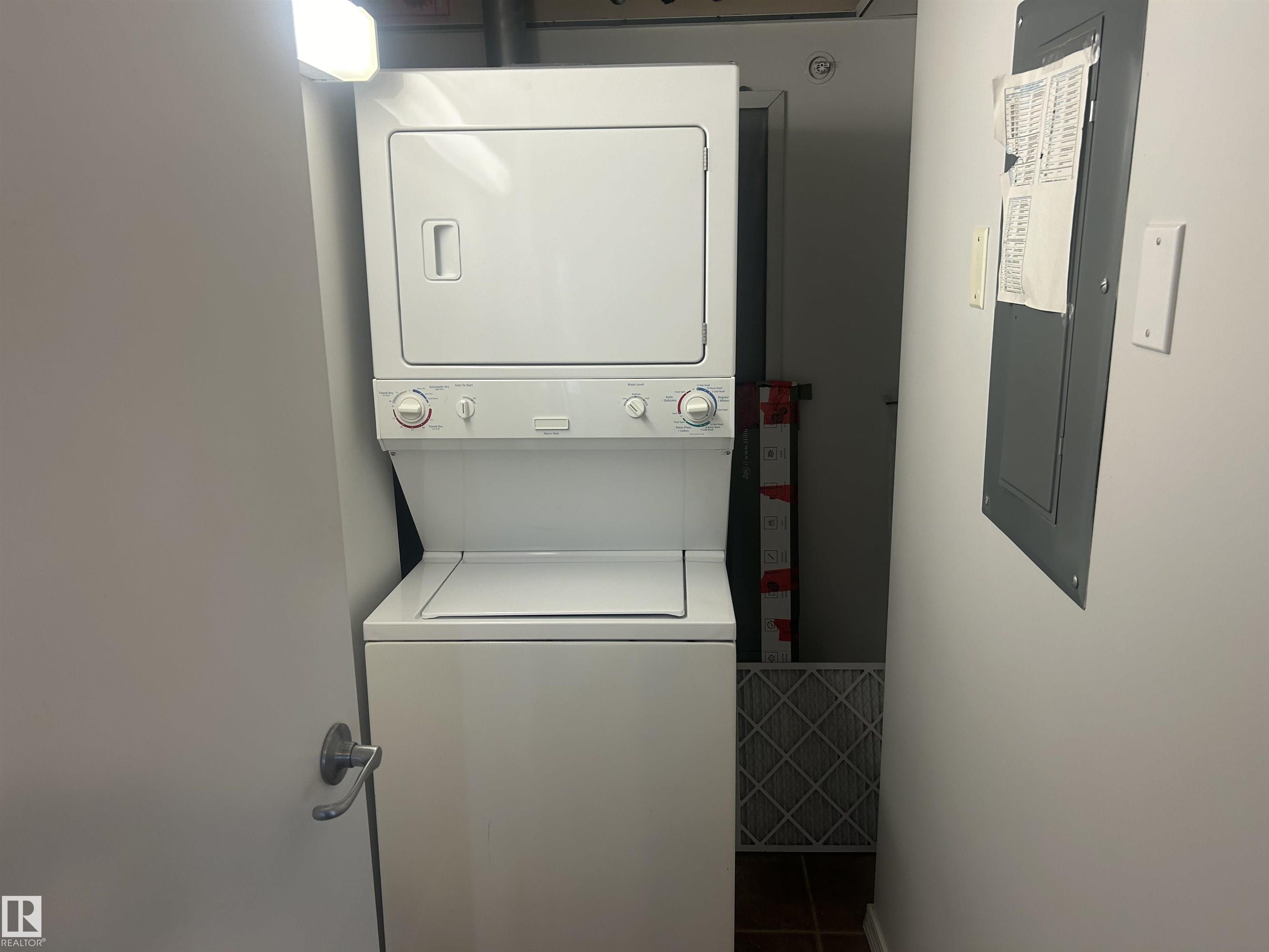 Photo 14 at 411 - 4316 139 Avenue NW, Clareview Town Centre, Edmonton