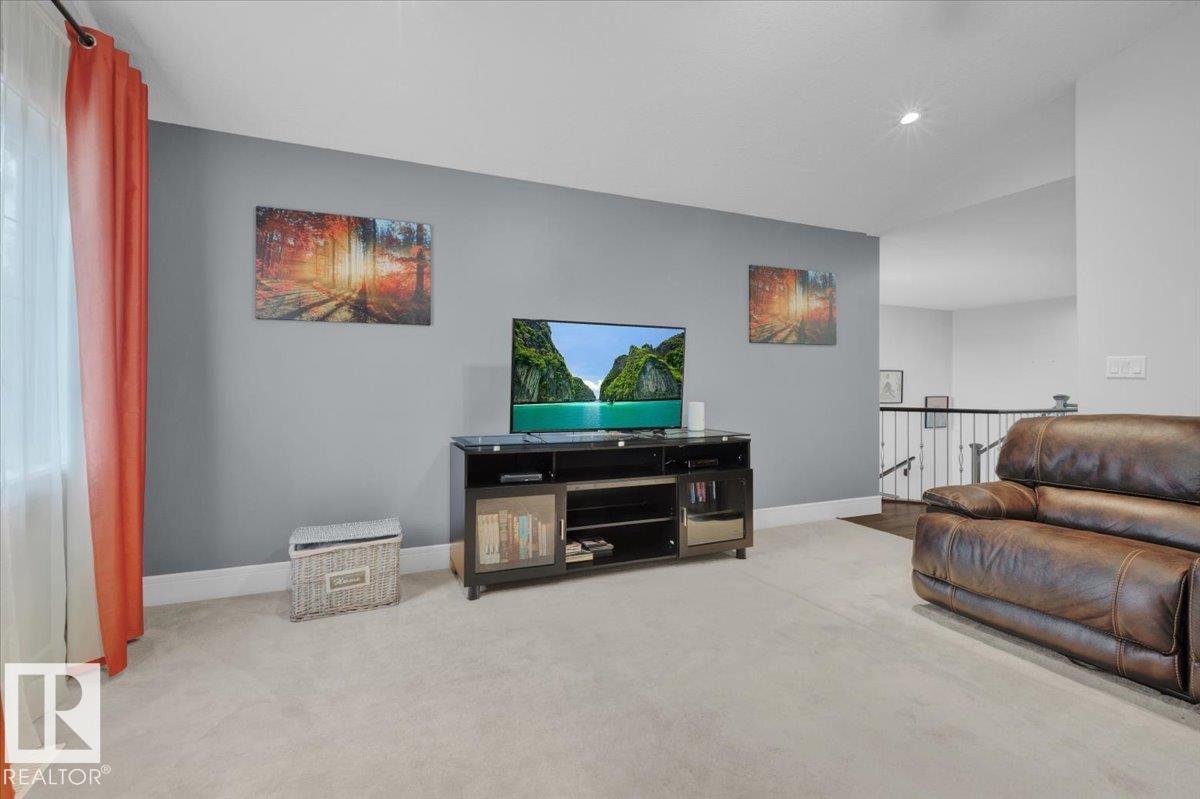 Photo 23 at 711 Albany Place NW, Albany, Edmonton