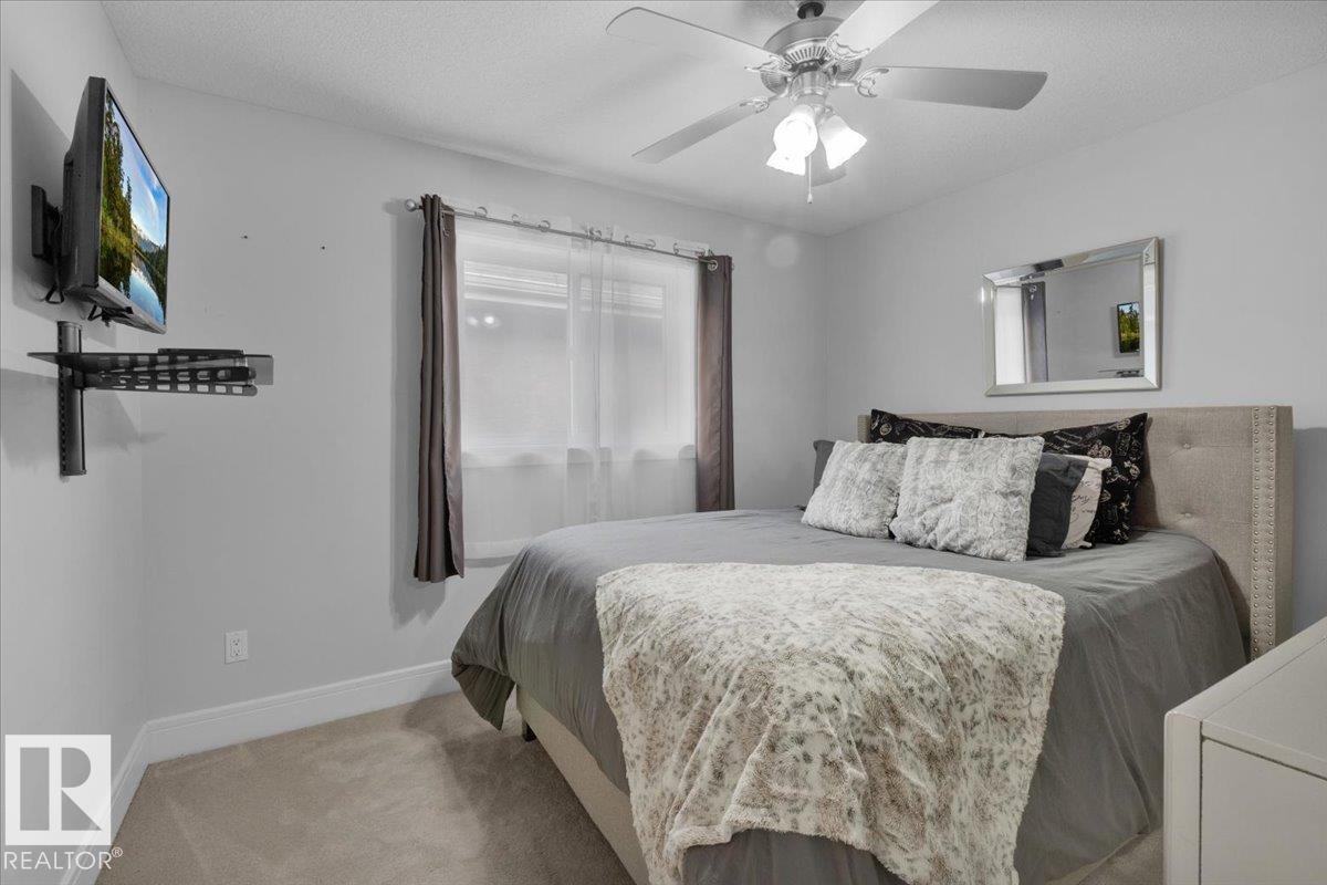 Photo 24 at 711 Albany Place NW, Albany, Edmonton