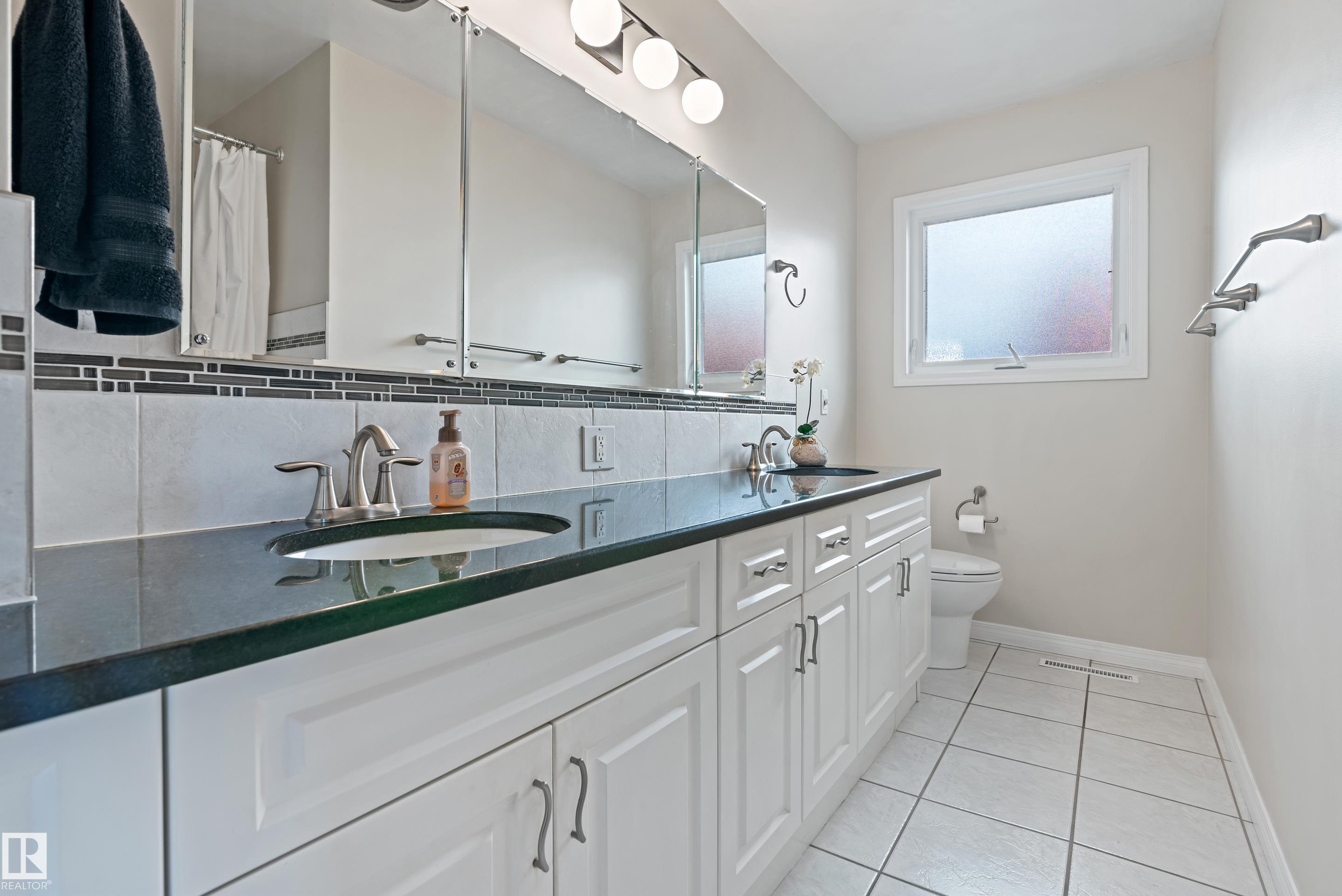 Photo 31 at 9708 64 Street NW, Ottewell, Edmonton