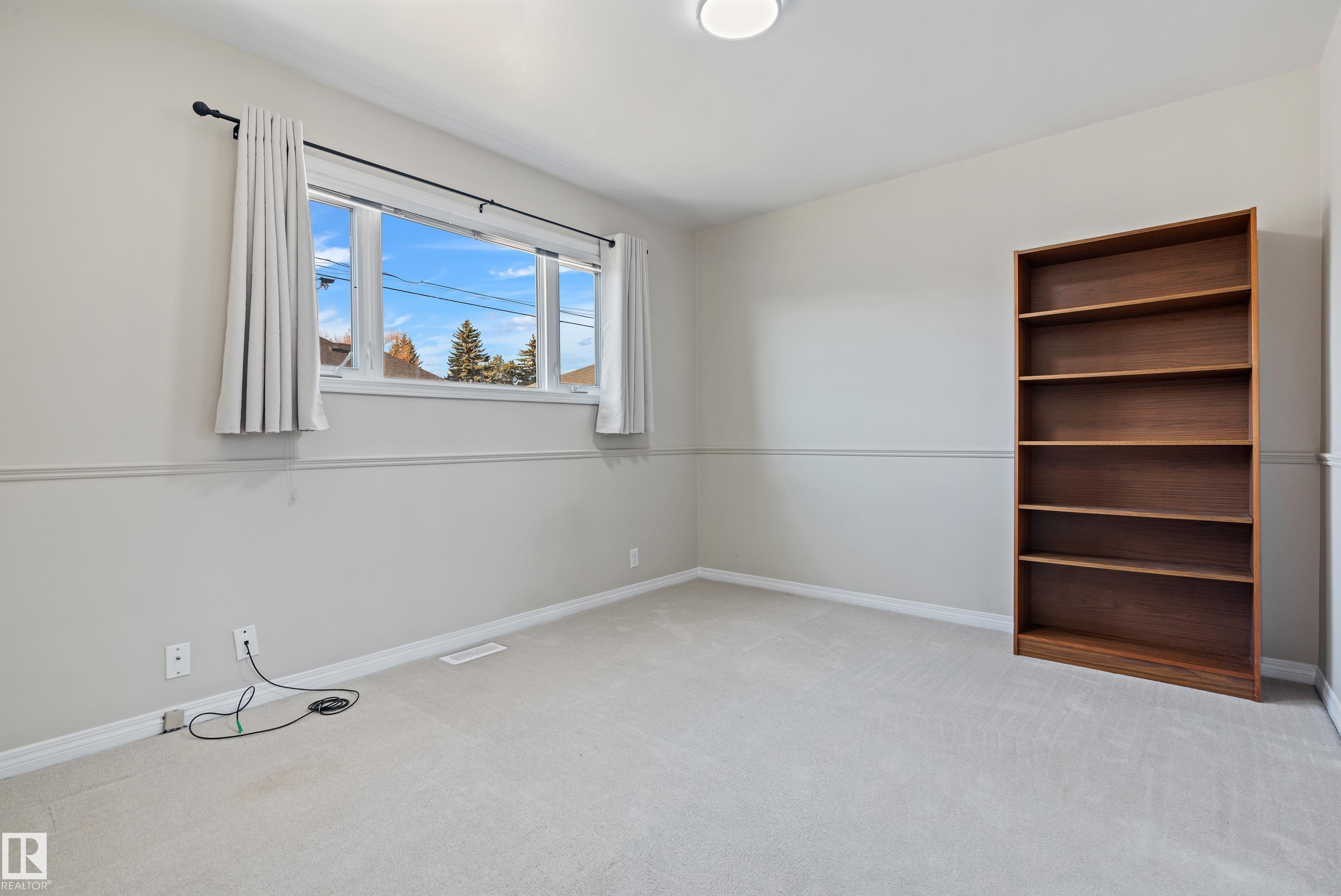 Photo 33 at 9708 64 Street NW, Ottewell, Edmonton