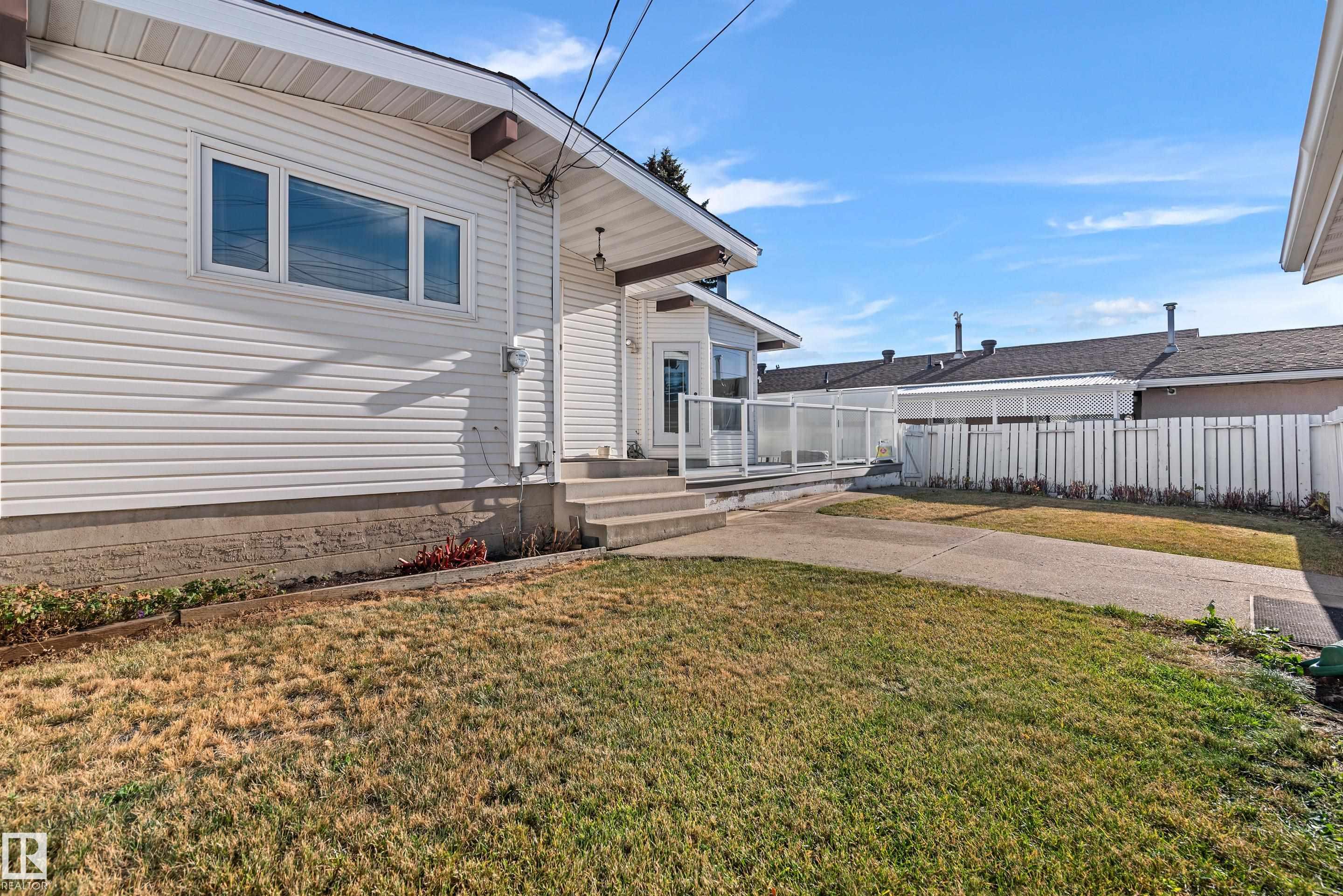 Photo 51 at 9708 64 Street NW, Ottewell, Edmonton