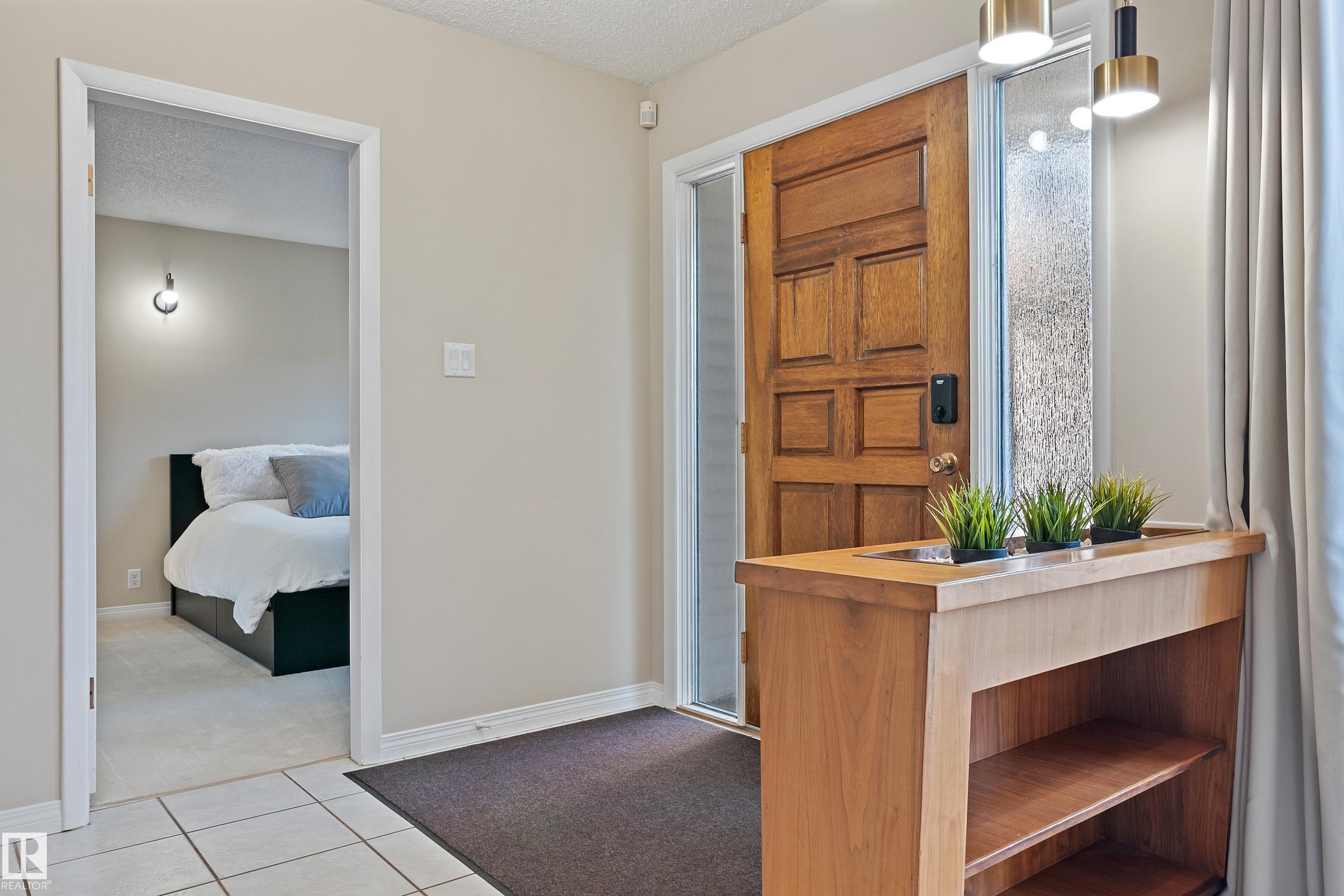 Photo 9 at 9708 64 Street NW, Ottewell, Edmonton