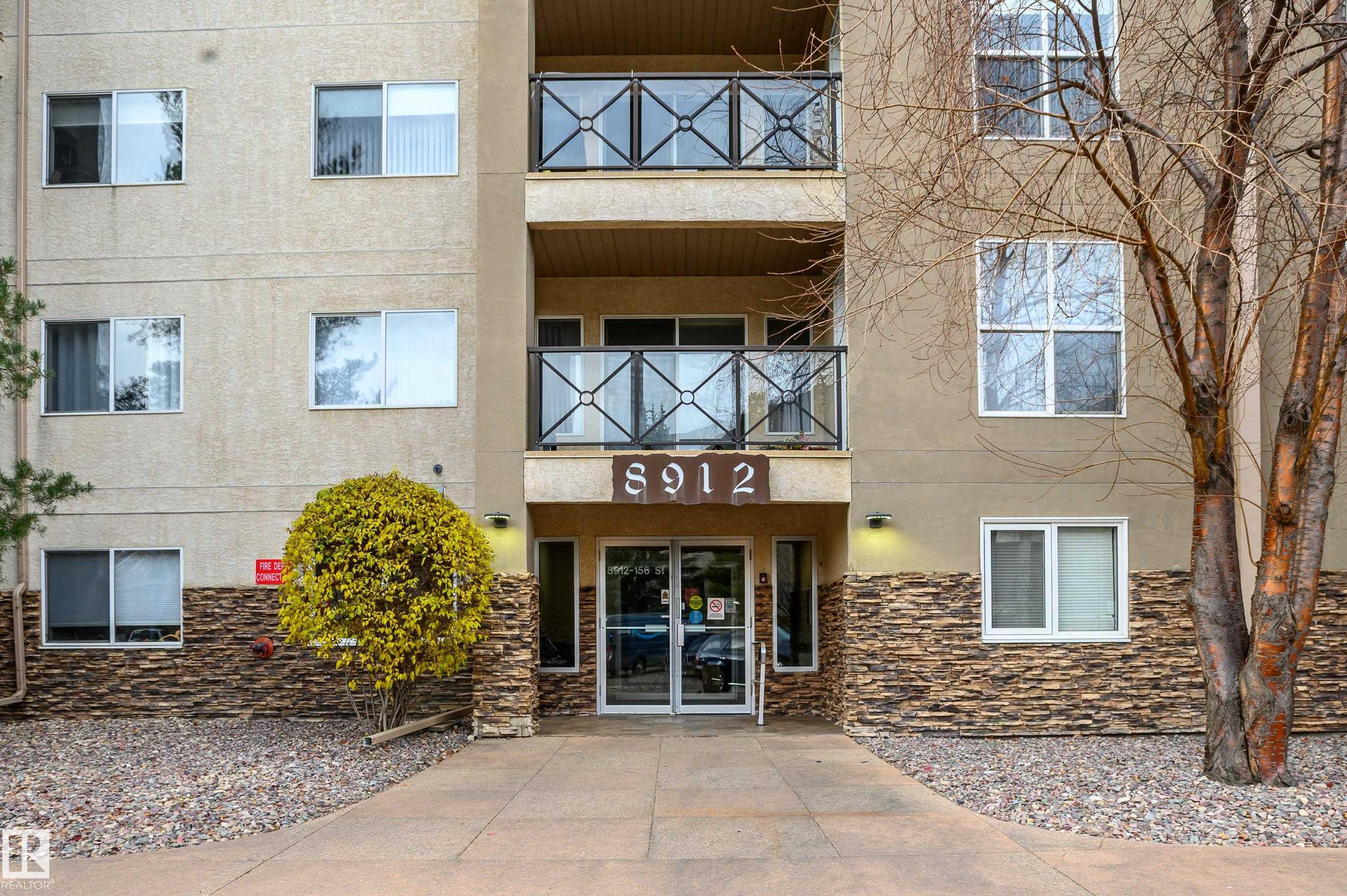 Photo 4 at 401 - 8912 156 Street NW, Meadowlark Park, Edmonton