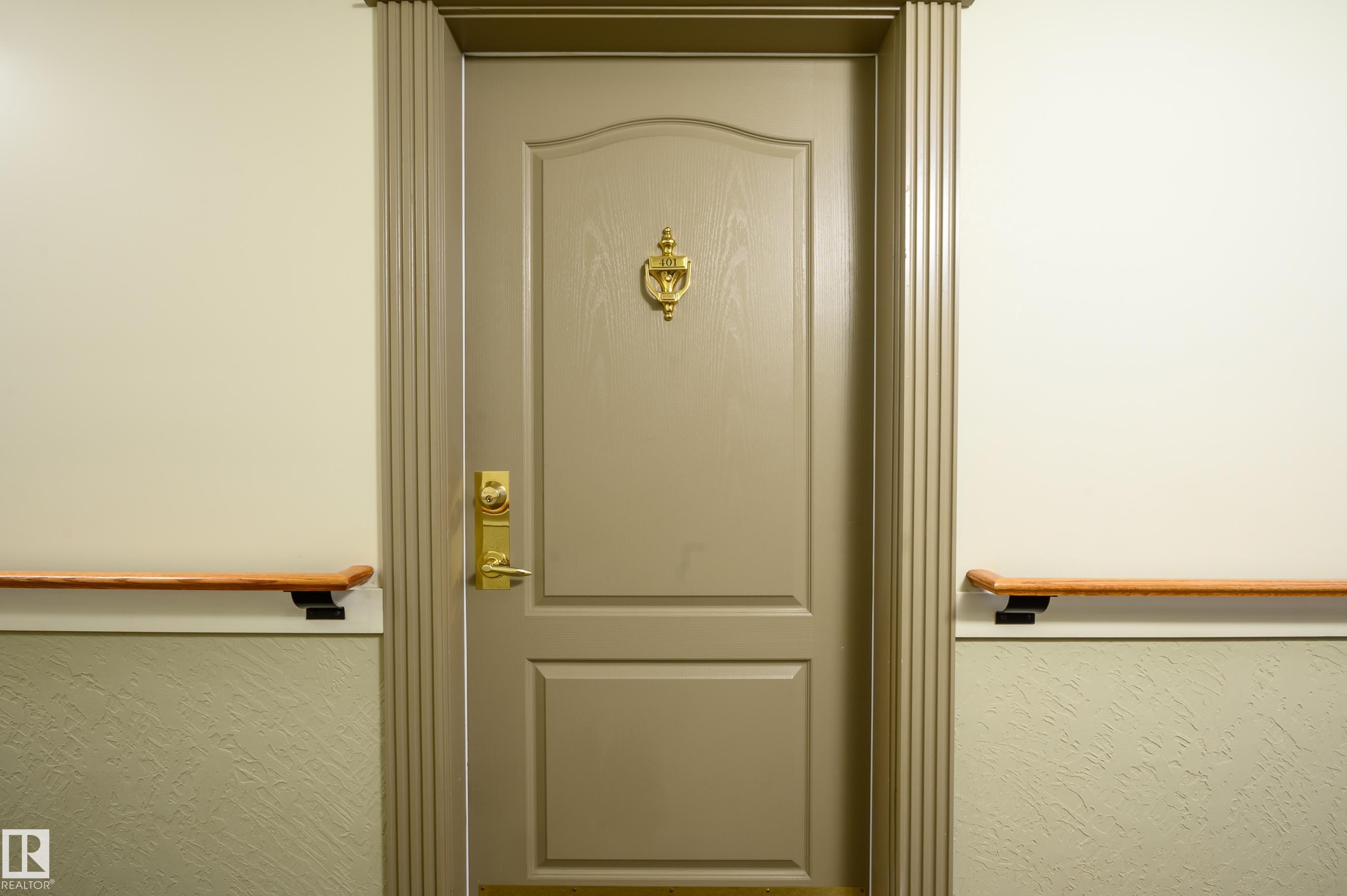 Photo 5 at 401 - 8912 156 Street NW, Meadowlark Park, Edmonton