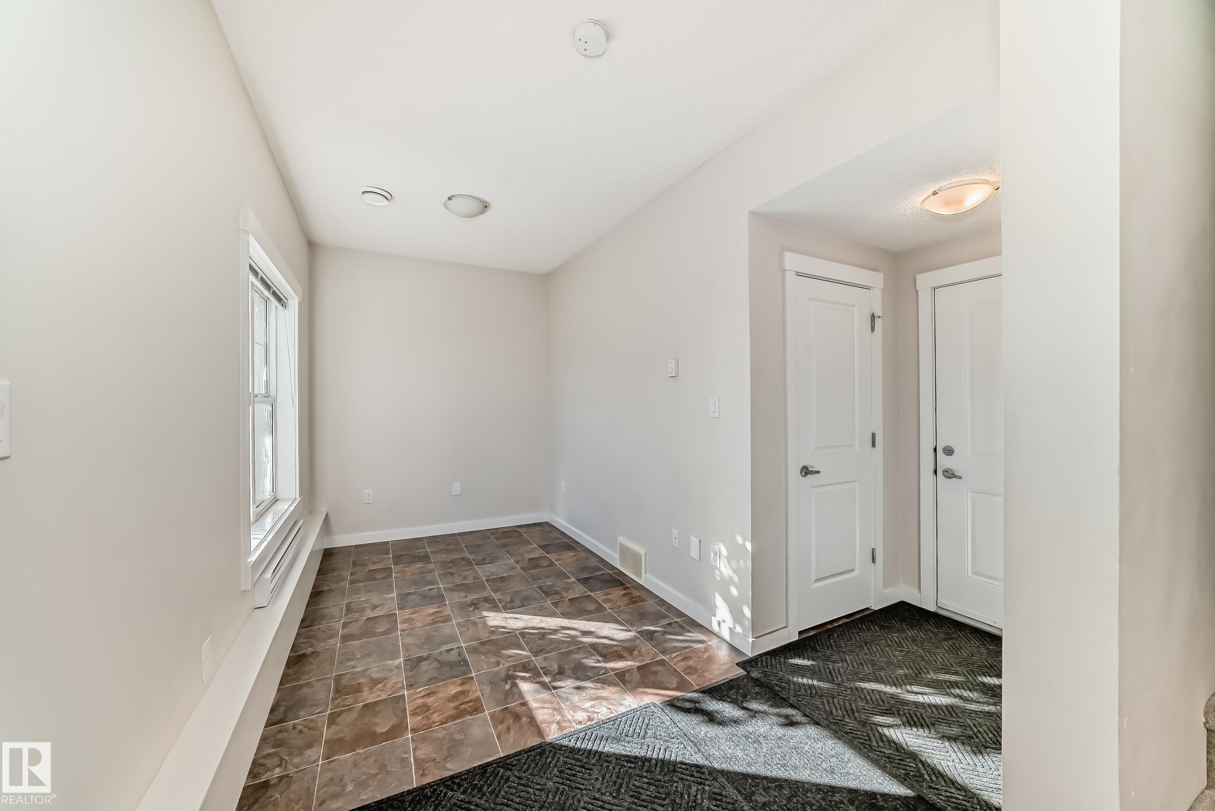 Photo 3 at 60 - 903 Crystallina Nera Way NW, Crystallina Nera West, Edmonton