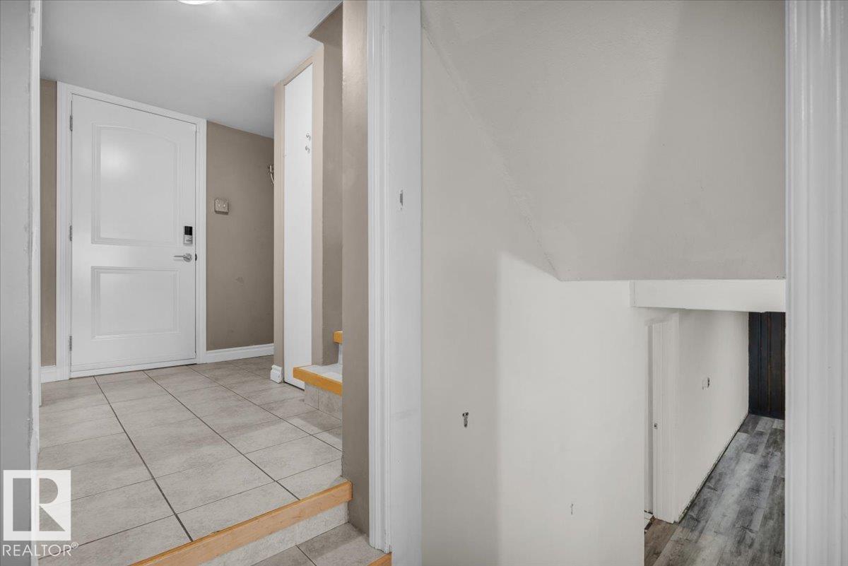 Photo 28 at 9403 62 Street NW, Ottewell, Edmonton