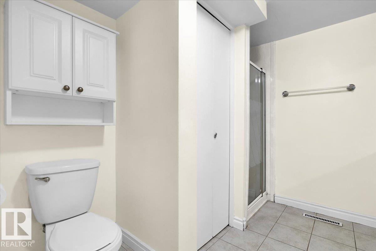 Photo 34 at 9403 62 Street NW, Ottewell, Edmonton