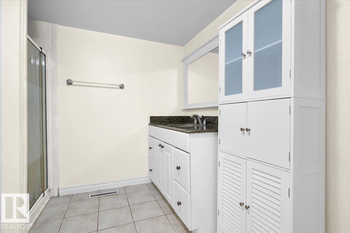 Photo 35 at 9403 62 Street NW, Ottewell, Edmonton