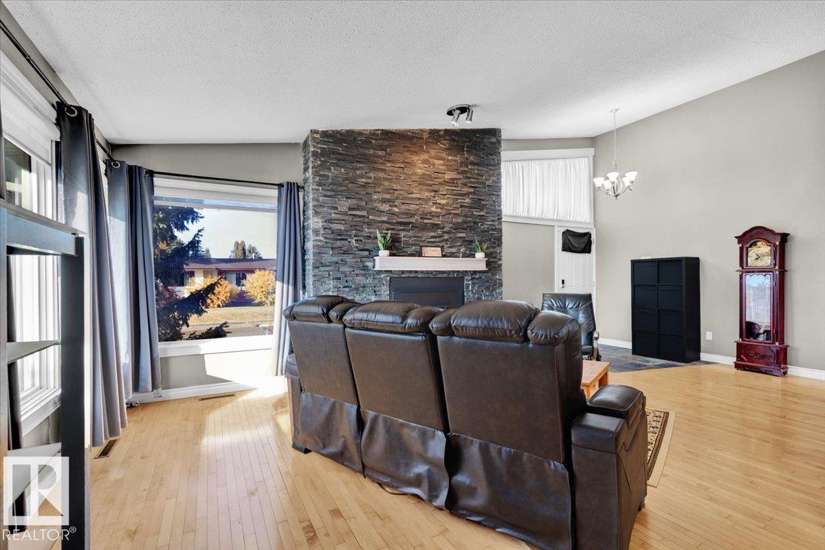 Photo 6 at 9403 62 Street NW, Ottewell, Edmonton