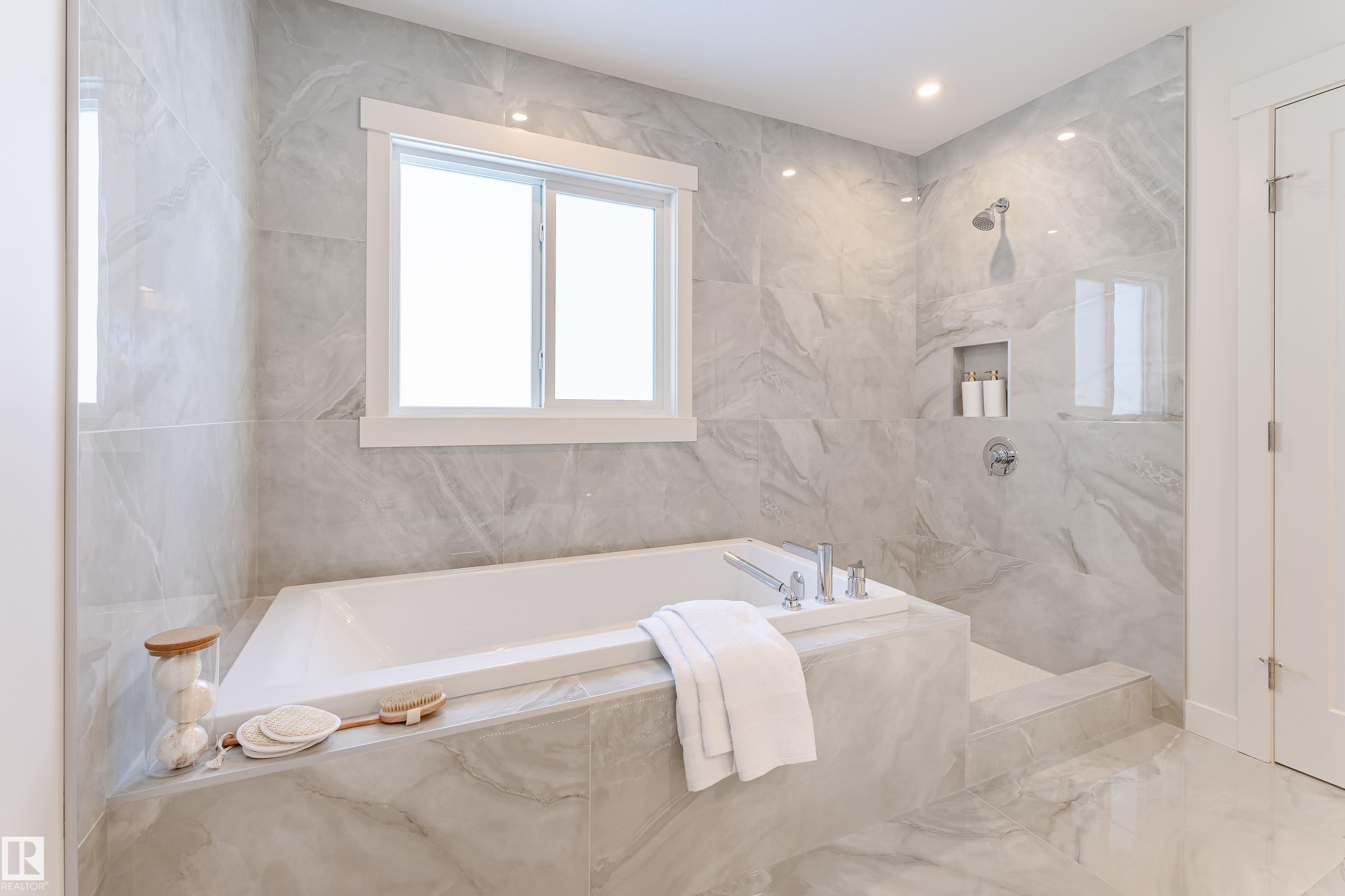 Photo 29 at 4458 Kinsella Green green SW, Keswick, Edmonton