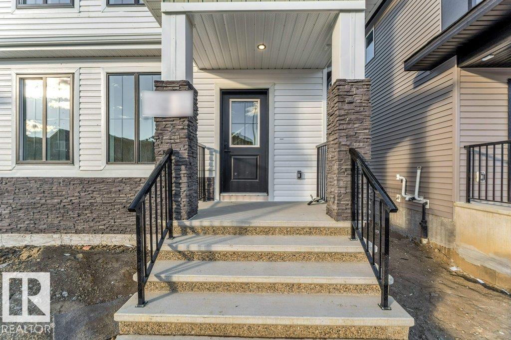 Photo 3 at 22 Westwyck Link, Fenwyck, Spruce Grove