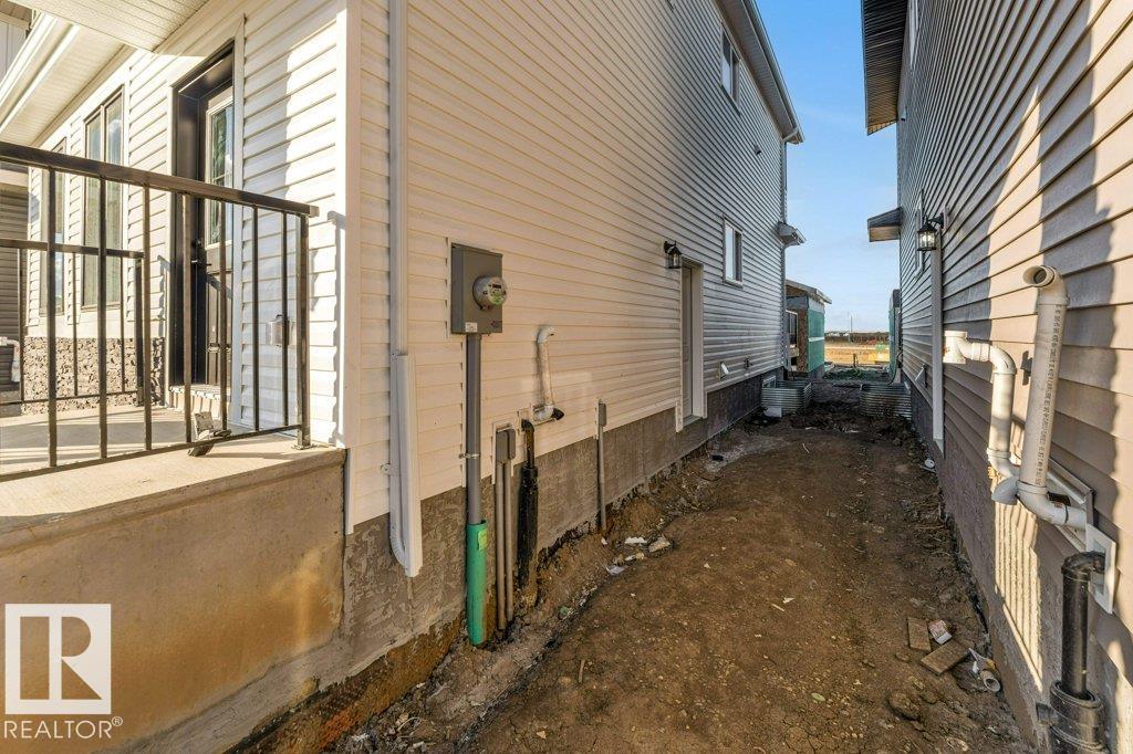 Photo 4 at 22 Westwyck Link, Fenwyck, Spruce Grove