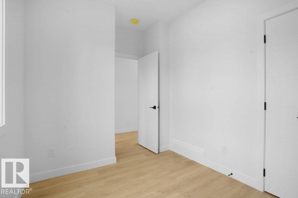 Photo 15 at 10946 62 Avenue NW, Parkallen, Edmonton