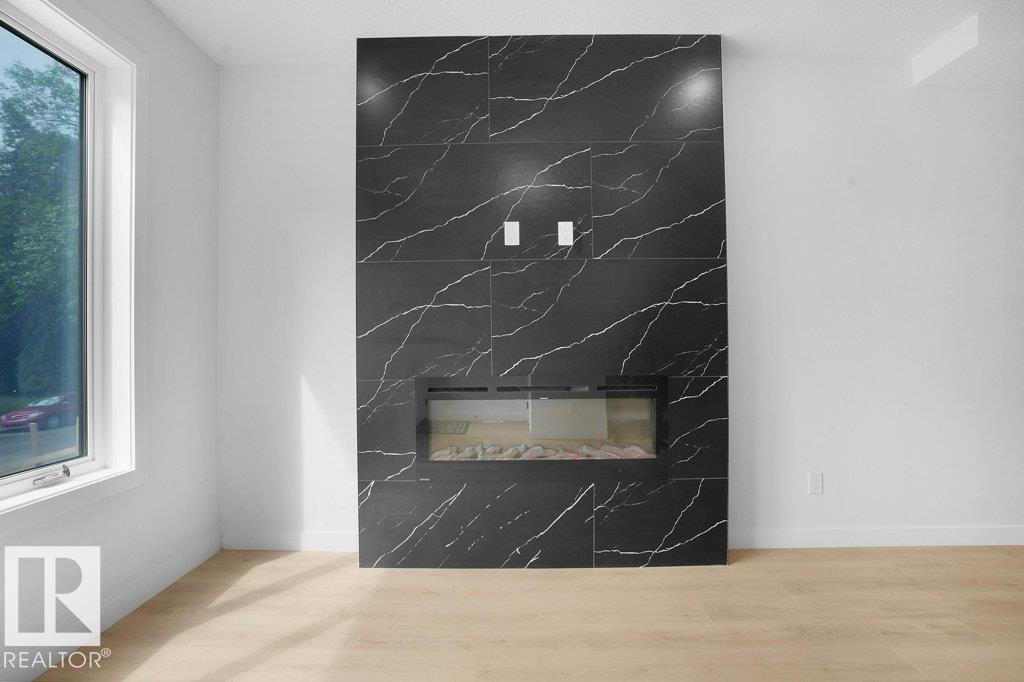 Photo 5 at 10946 62 Avenue NW, Parkallen, Edmonton