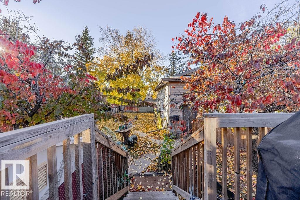 Photo 3 at 10309 167a Avenue NW, Baturyn, Edmonton