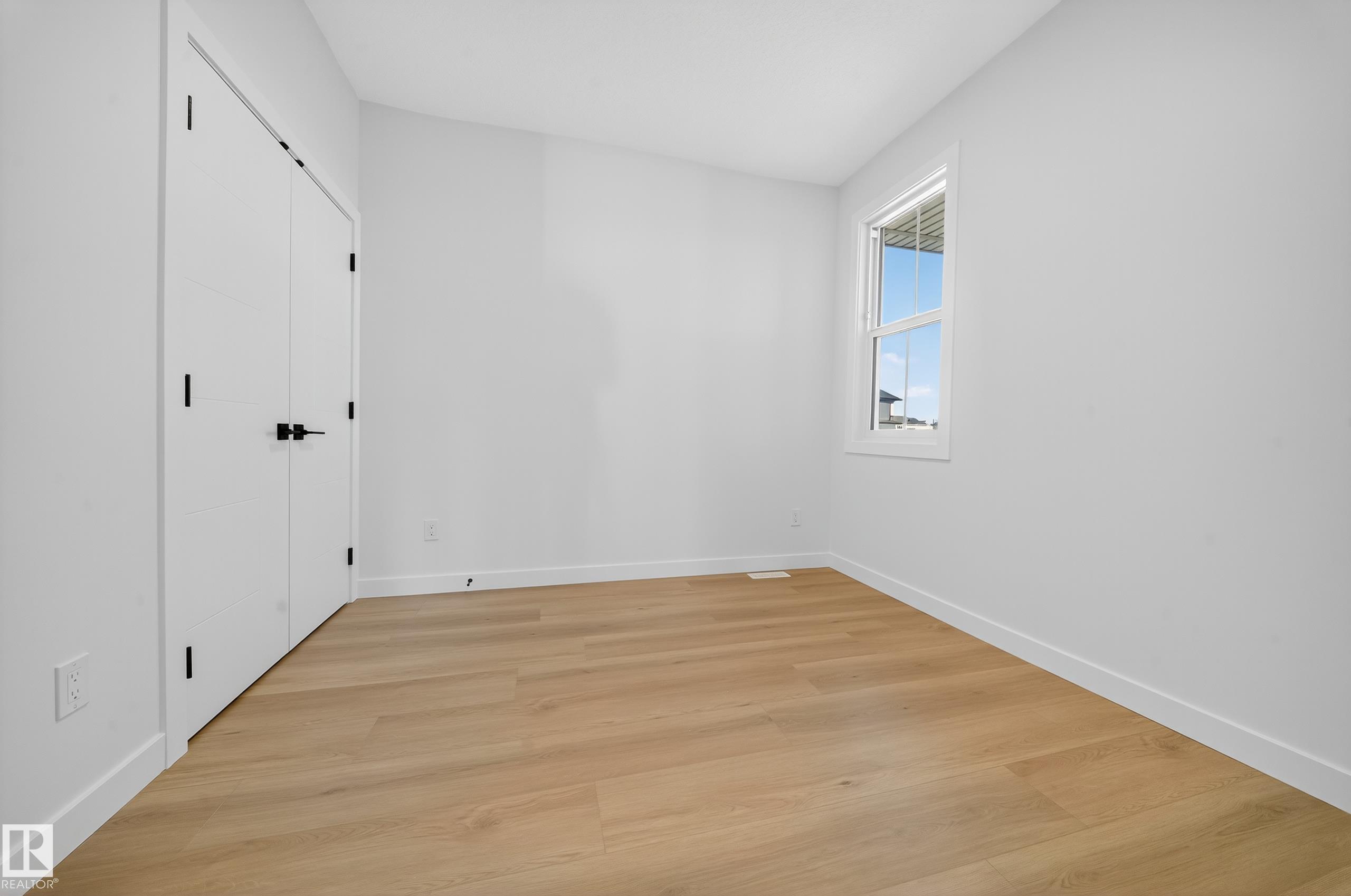 Photo 12 at 3285 Chernowski Way SW, Chappelle Area, Edmonton