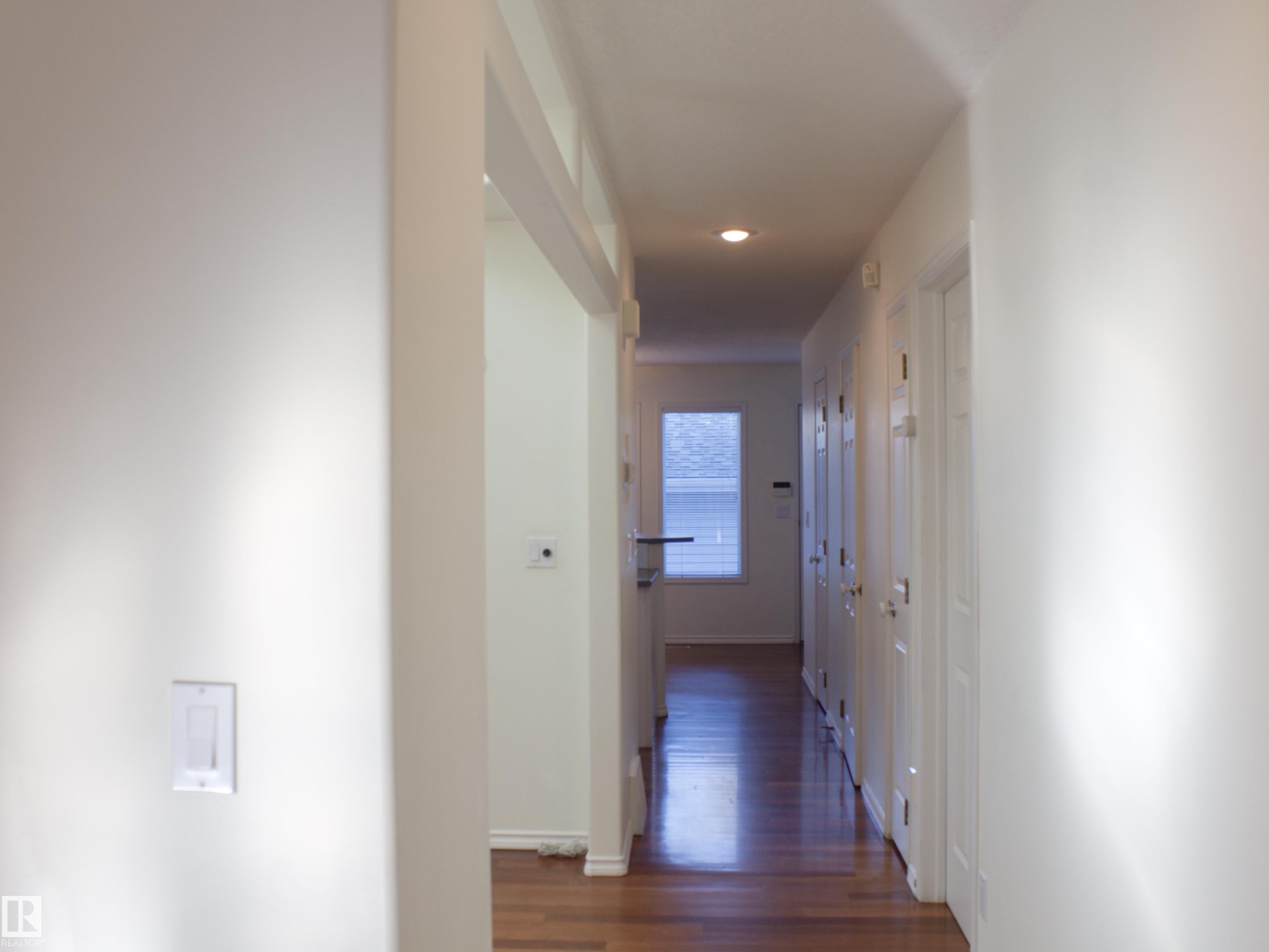 Photo 13 at 9130 77 Avenue NW, King Edward Park, Edmonton