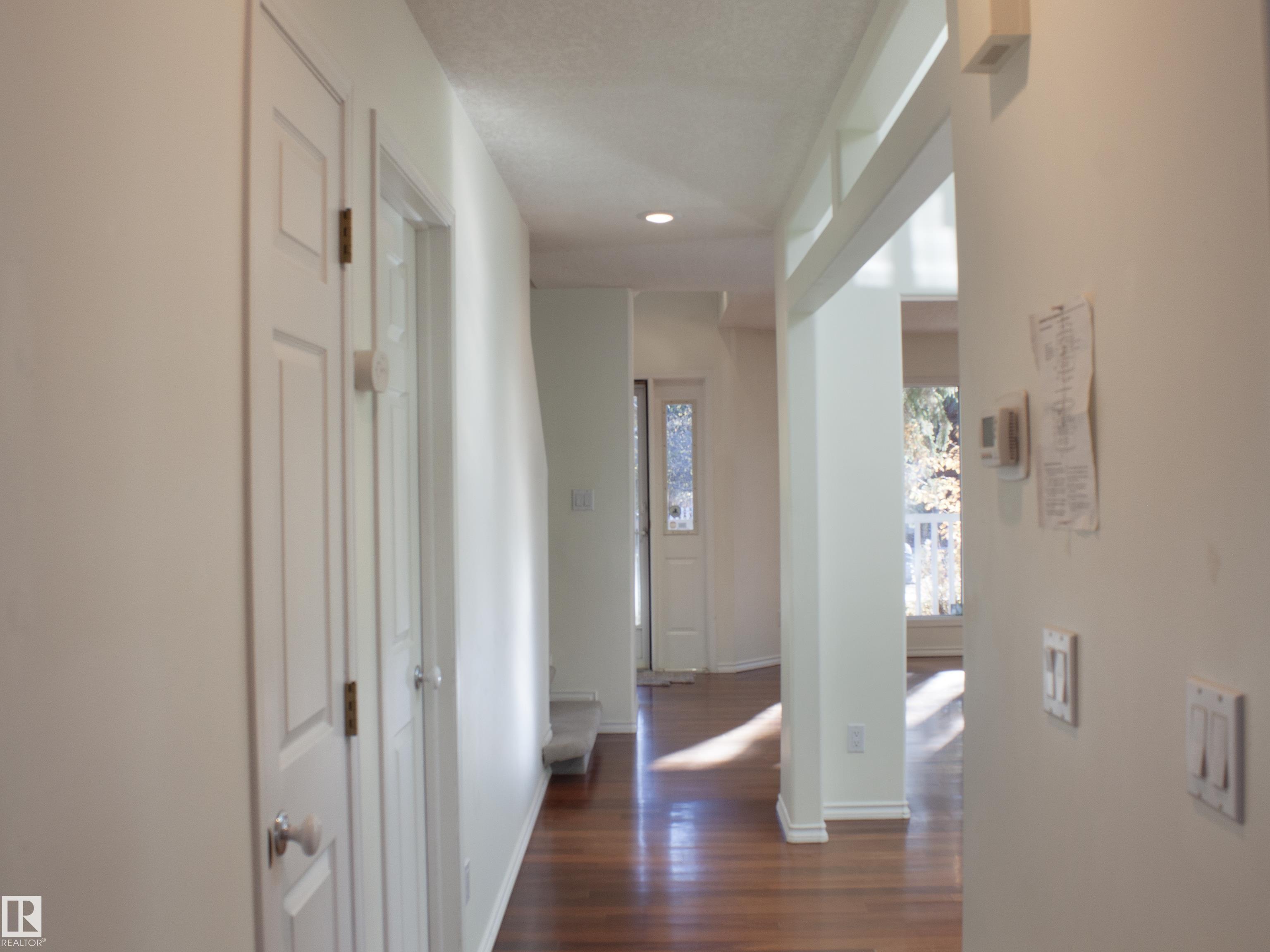 Photo 14 at 9130 77 Avenue NW, King Edward Park, Edmonton