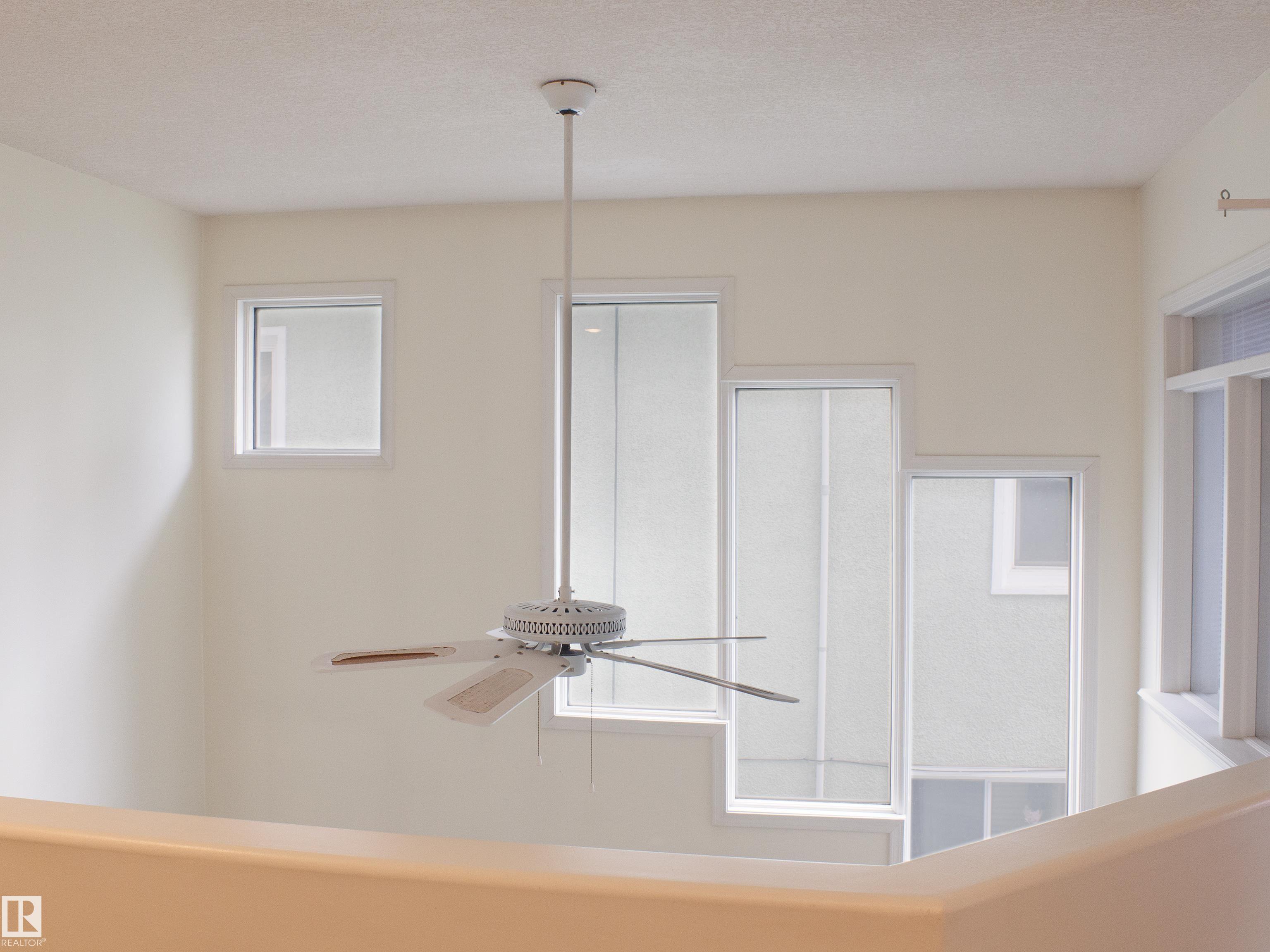 Photo 29 at 9130 77 Avenue NW, King Edward Park, Edmonton