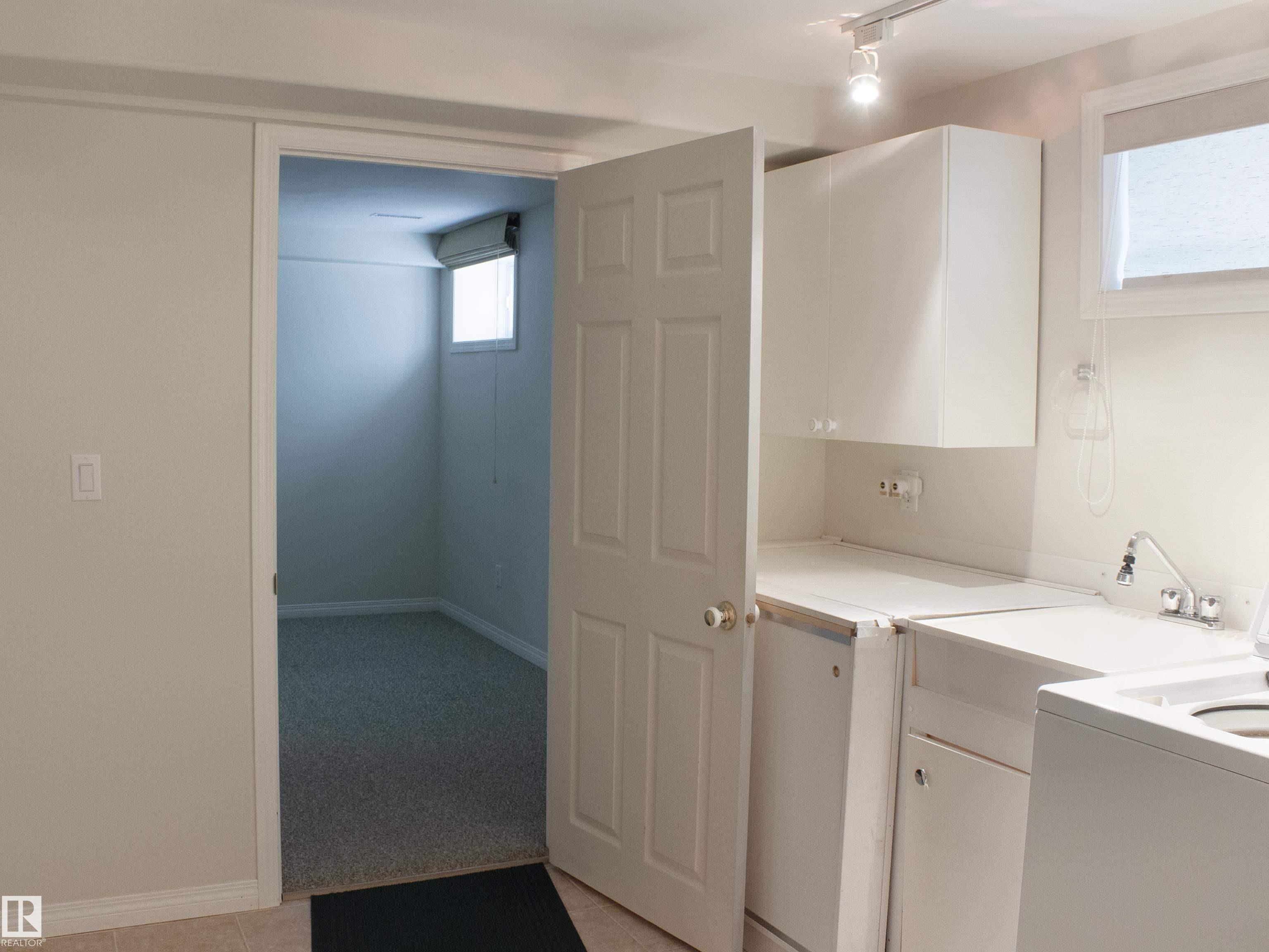 Photo 41 at 9130 77 Avenue NW, King Edward Park, Edmonton