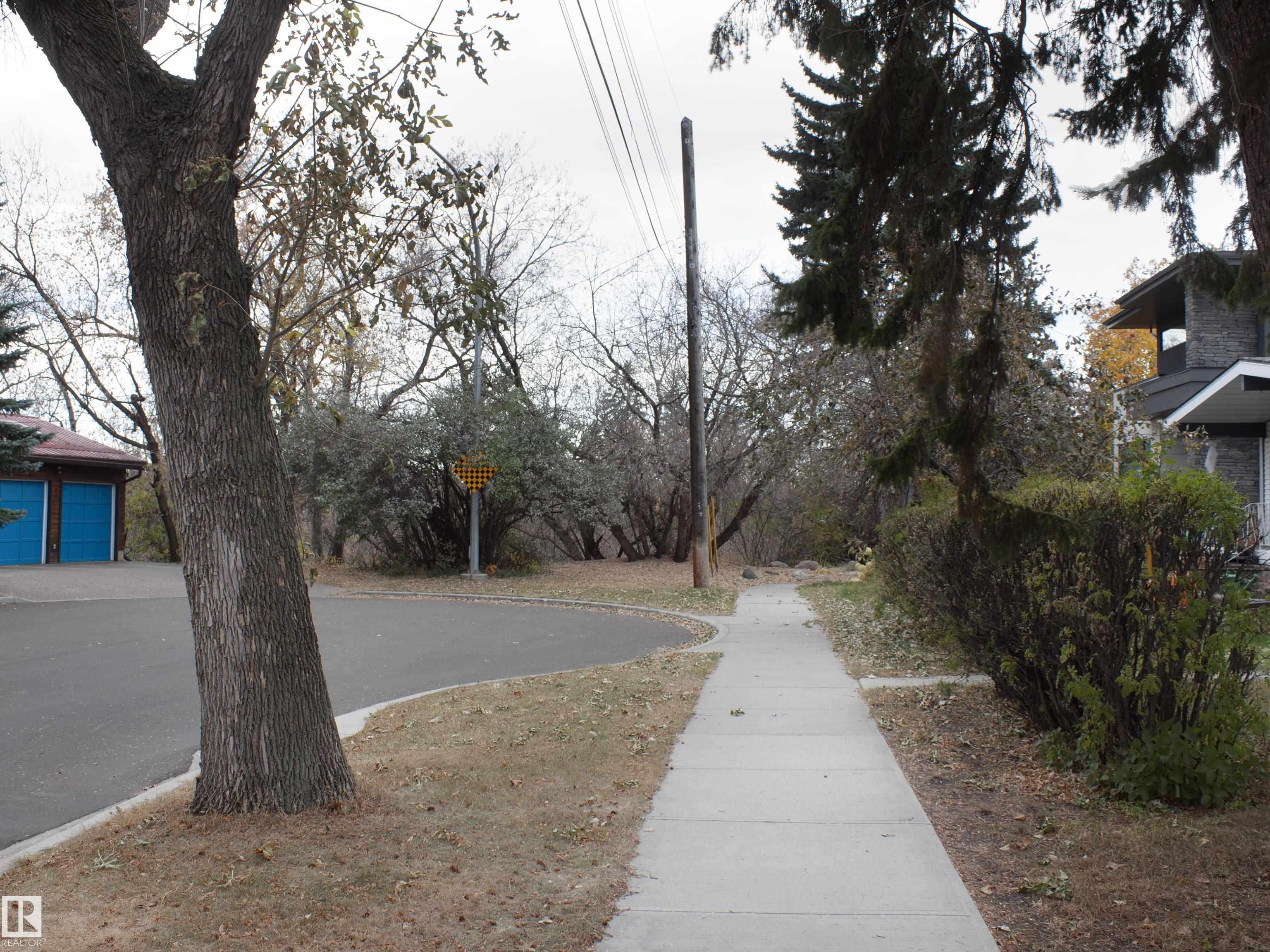 Photo 57 at 9130 77 Avenue NW, King Edward Park, Edmonton