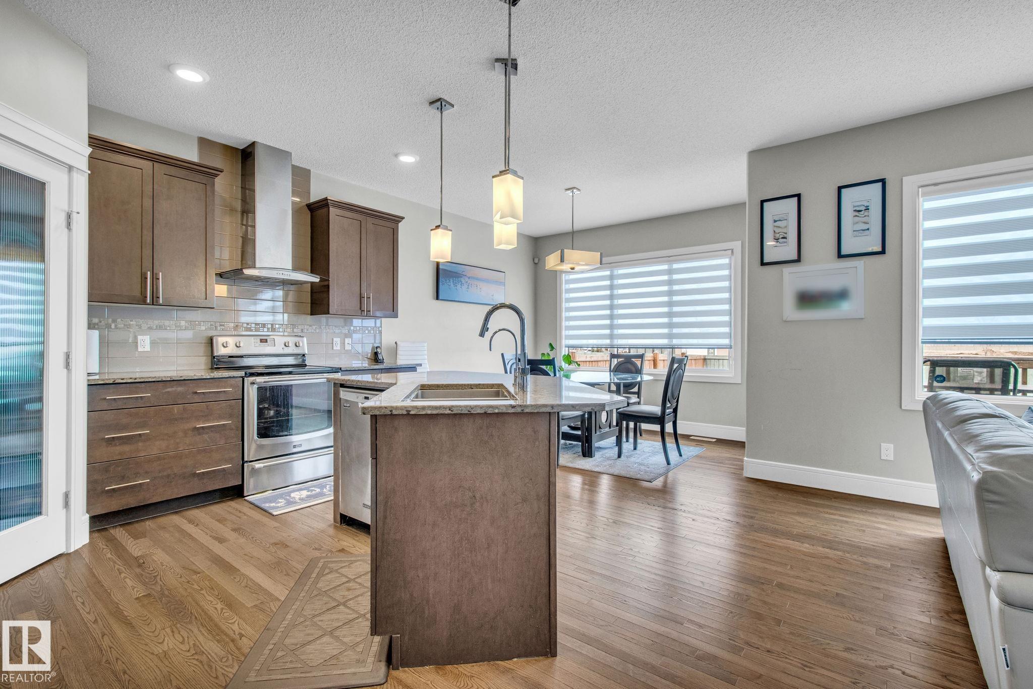 16404 12 Avenue SW, Glenridding Heights, Edmonton 