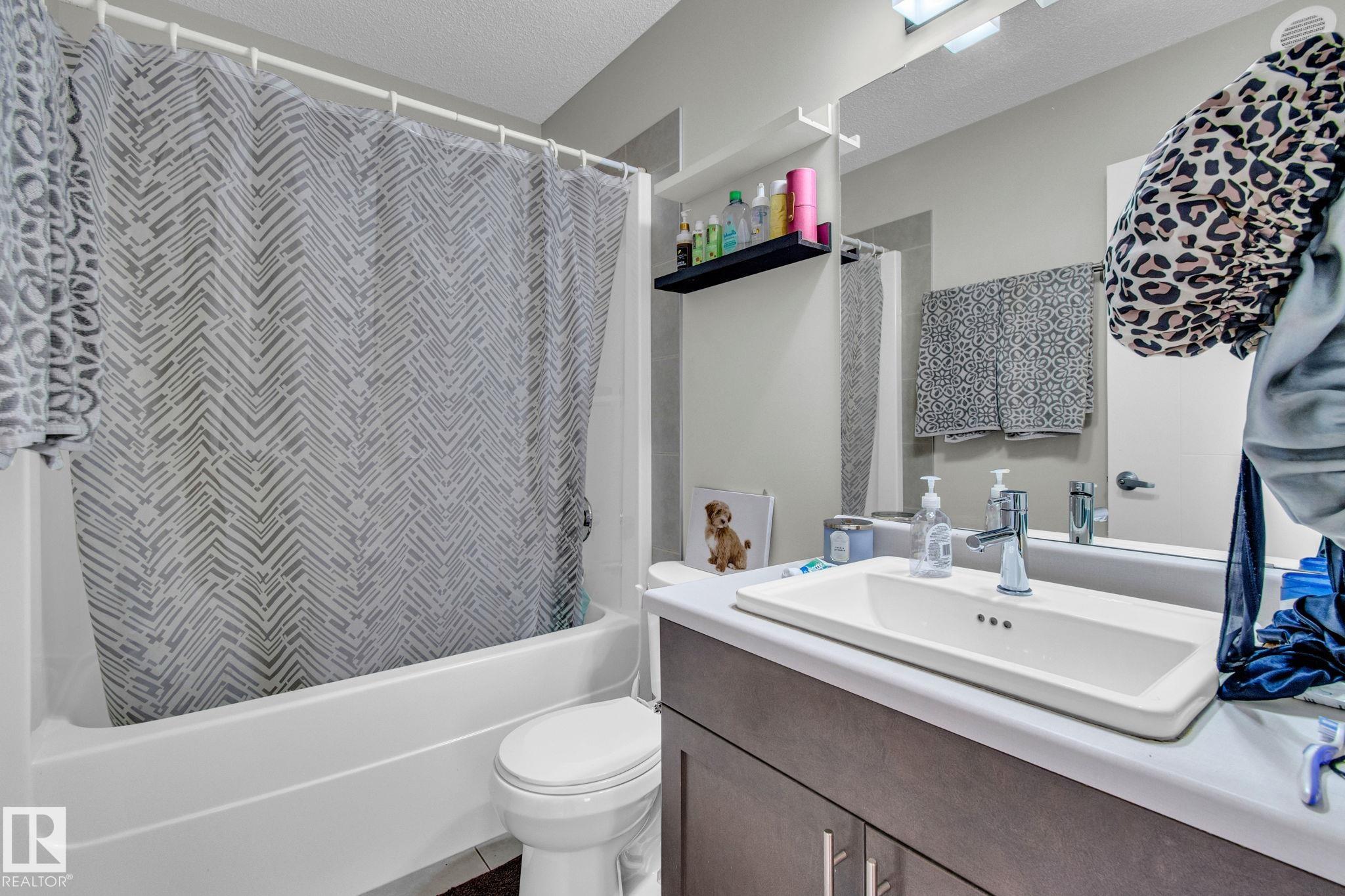 Photo 14 at 16404 12 Avenue SW, Glenridding Heights, Edmonton