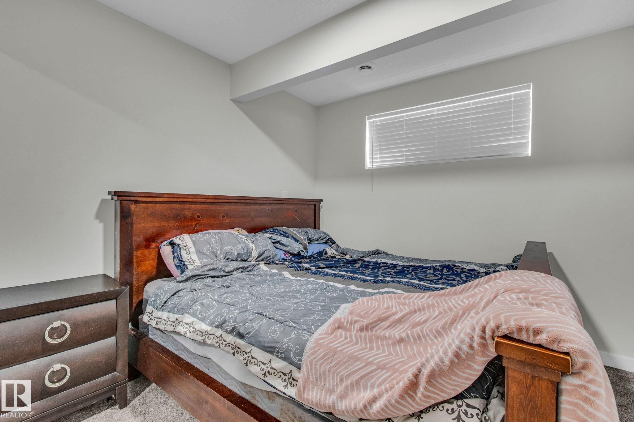 Photo 19 at 16404 12 Avenue SW, Glenridding Heights, Edmonton